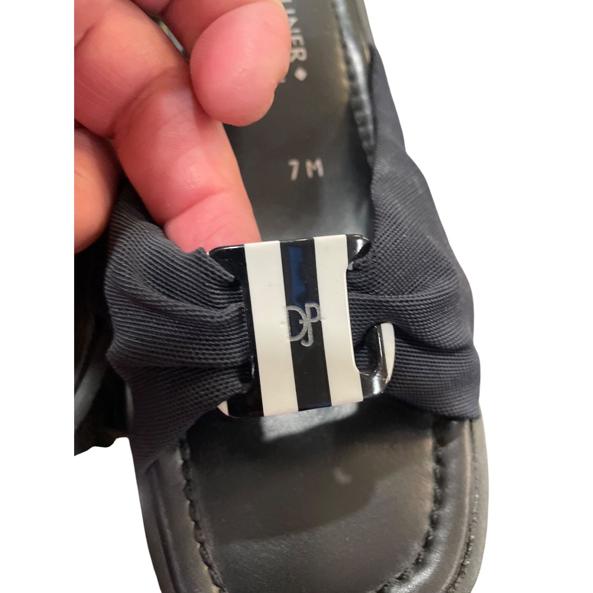 Donald Pliner Donald Pliner wms 2.5" black open toe wedge heels shoes sz 7 Size US 7 / IT 37 - 13 Thumbnail