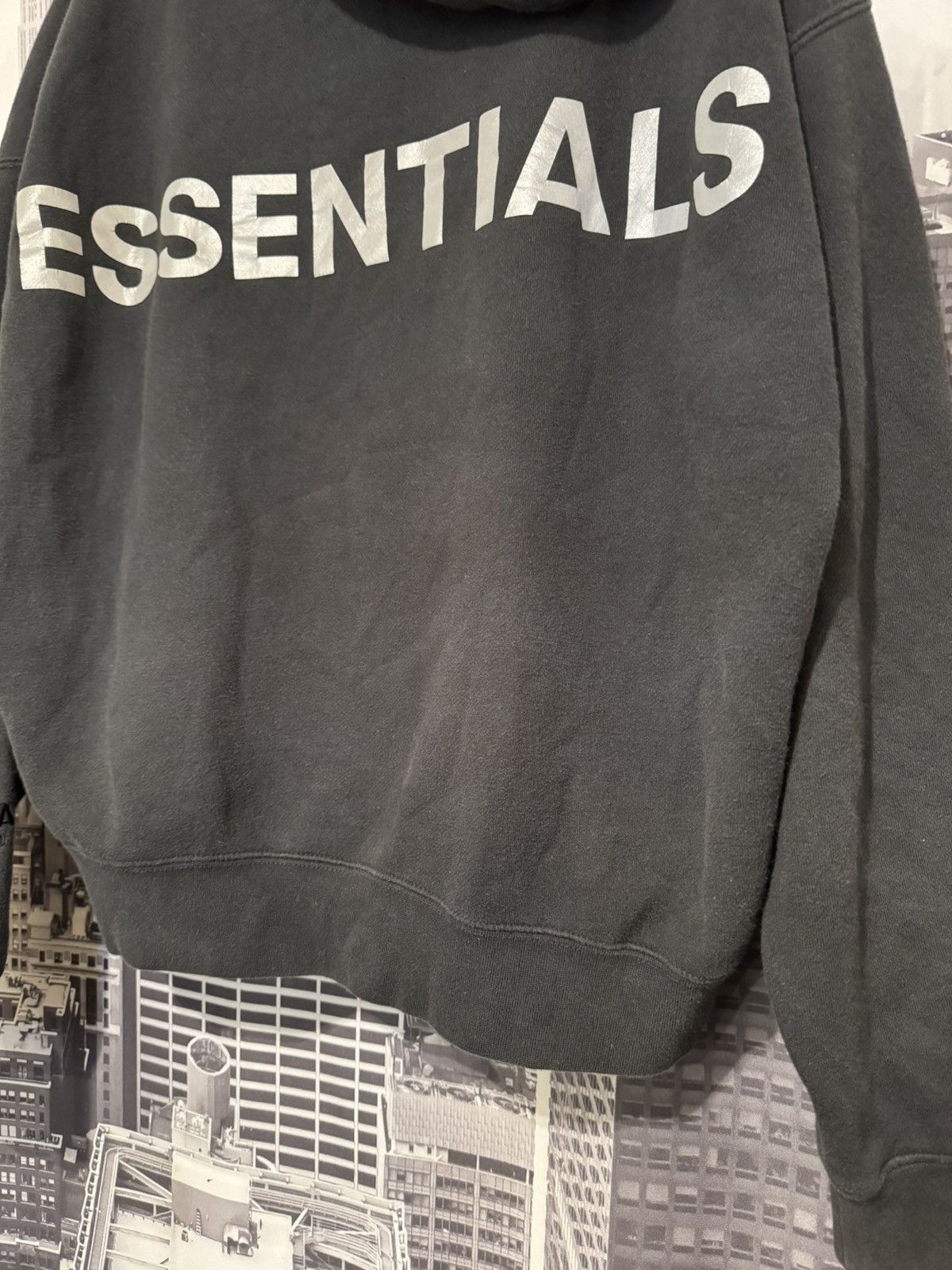 Fear of God Fear of God Essentials FW19 3M Graphic Hoodie Black SZ S💥 Size US S / EU 44-46 / 1 - 3 Thumbnail