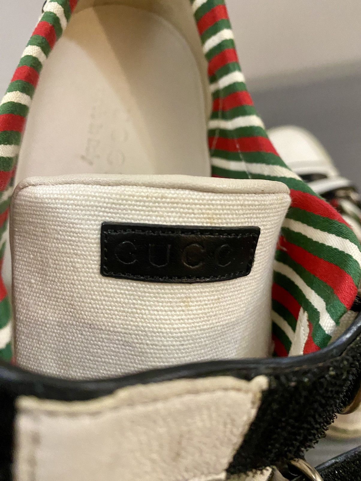 Gucci Gucci 🇮🇹 x Tom Ford white canvas Firenze sneakers 6uk VINTAGE Size US 7 / EU 40 - 3 Thumbnail