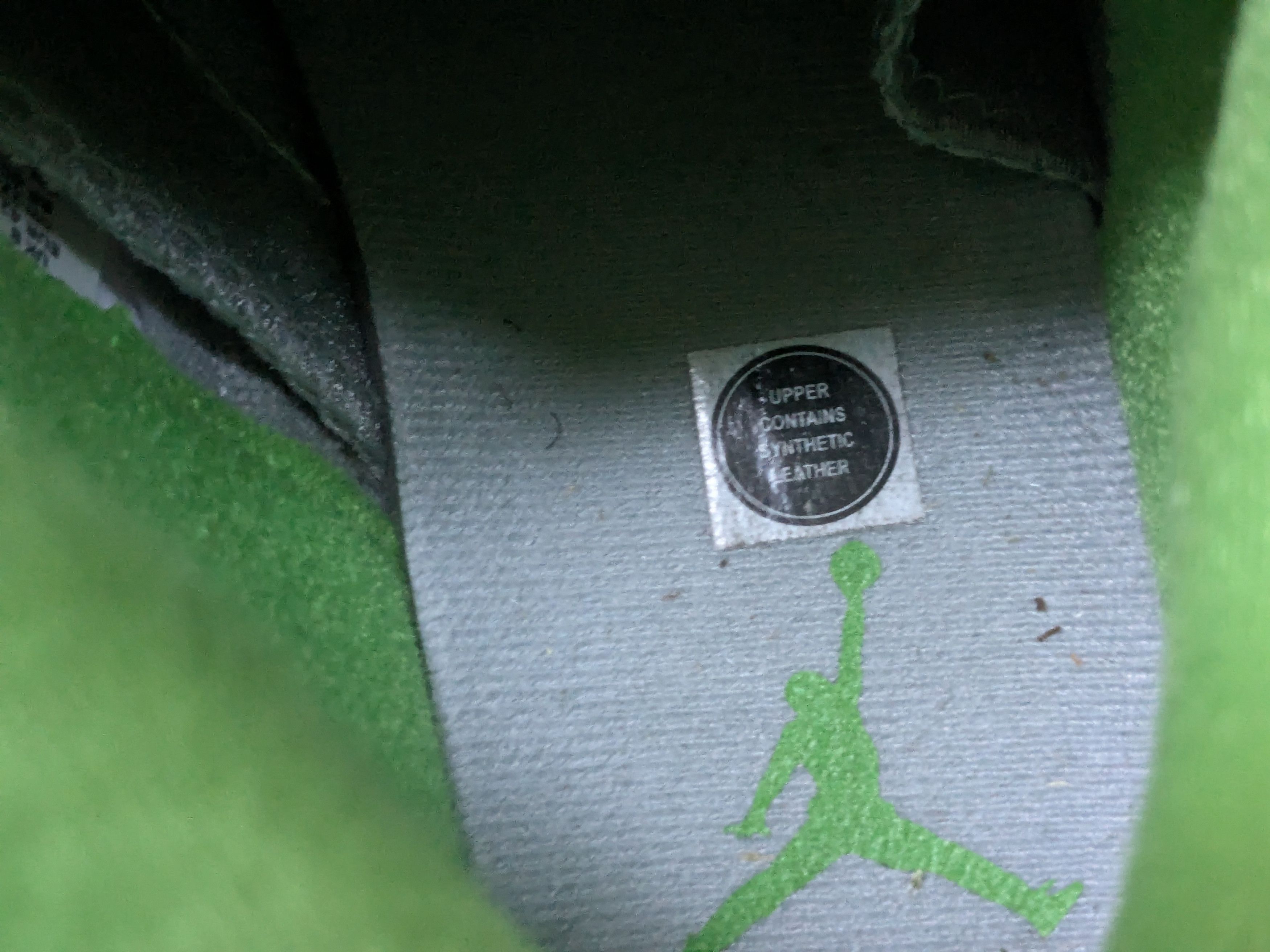 Jordan Brand Nike Air Jordan 5 Retro Green Bean DM9014-003 Metallic Size US 9 / EU 42 - 4 Thumbnail