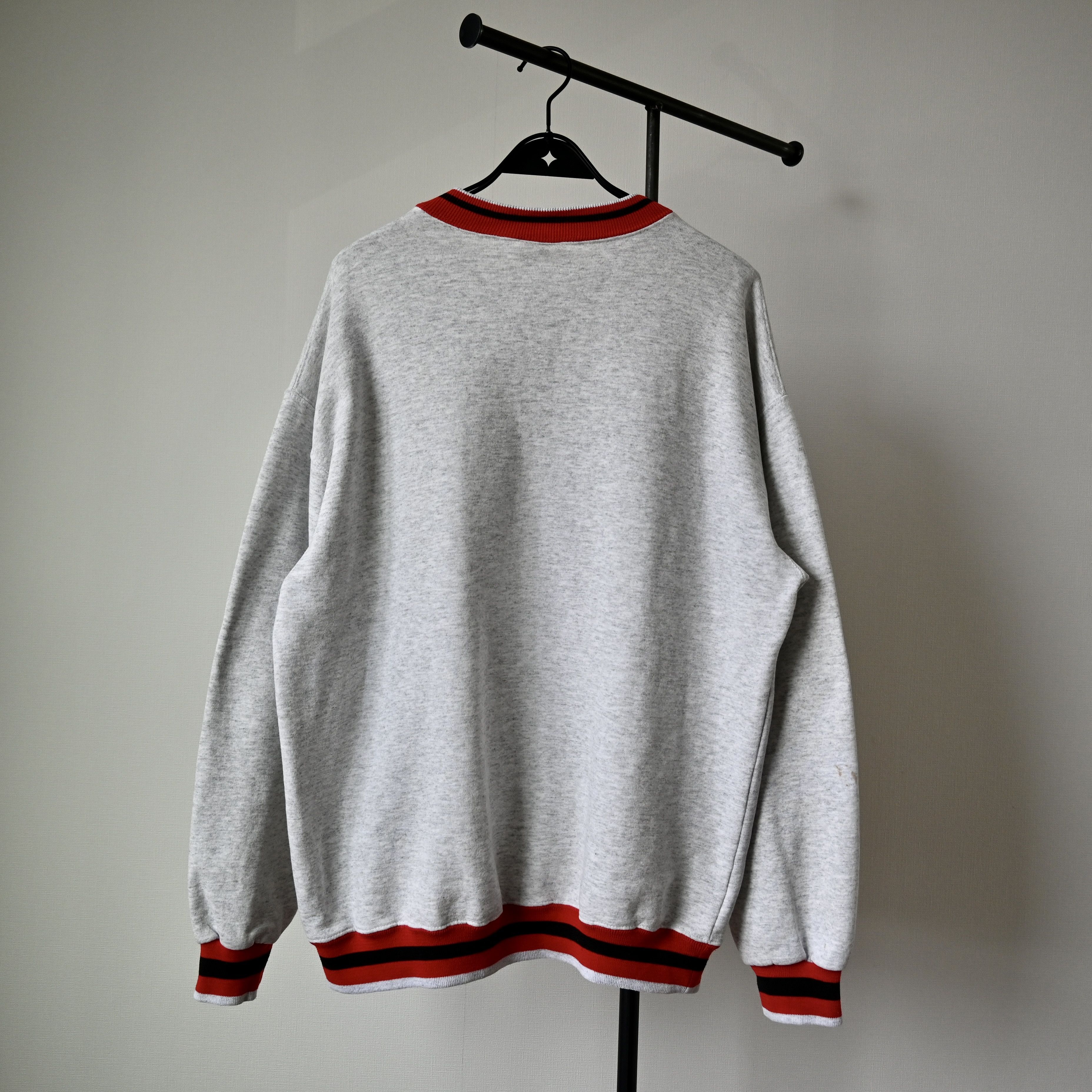 NHL VTG 1990s DETROIT RED WINGS sweatshirt made in USA Size US L / EU 52-54 / 3 - 3 Thumbnail