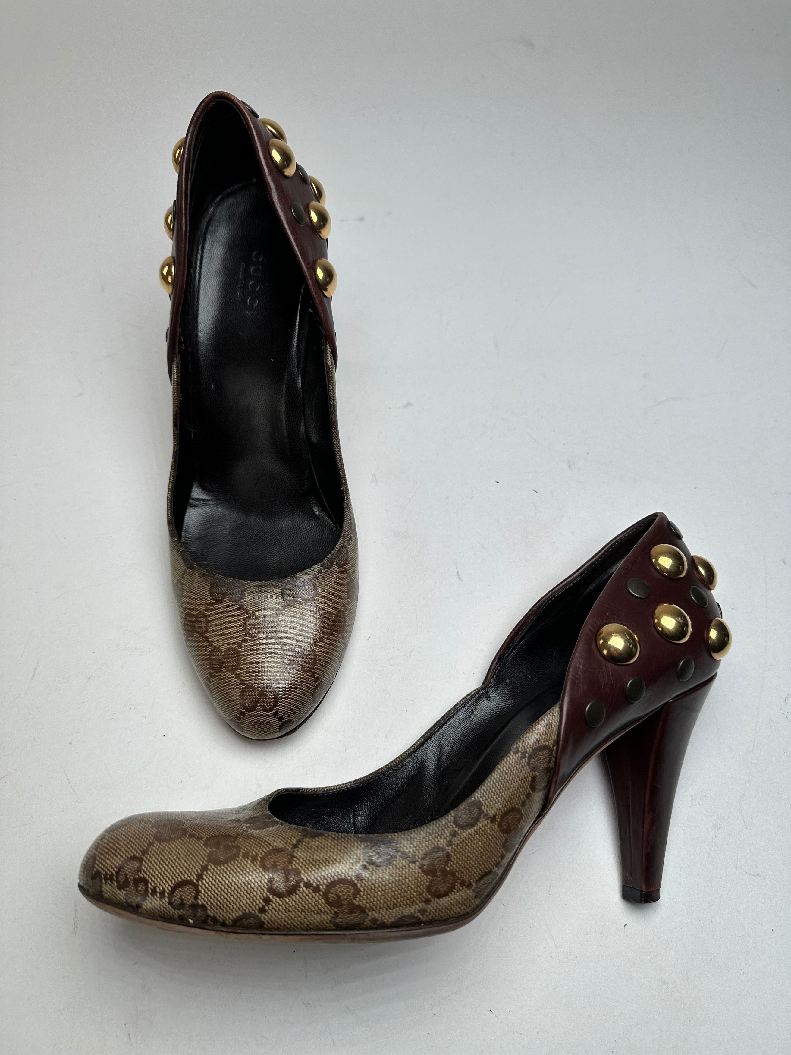 Gucci Vintage Studded Monogram Leather Pumps Beige Brown EU40 Size US 7 / IT 37 - 1 Thumbnail