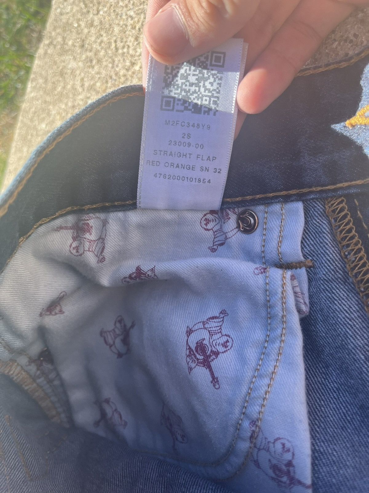 True Religion True Religion Straight Flap Red/Orange Stitching Size US 31 - 5 Thumbnail