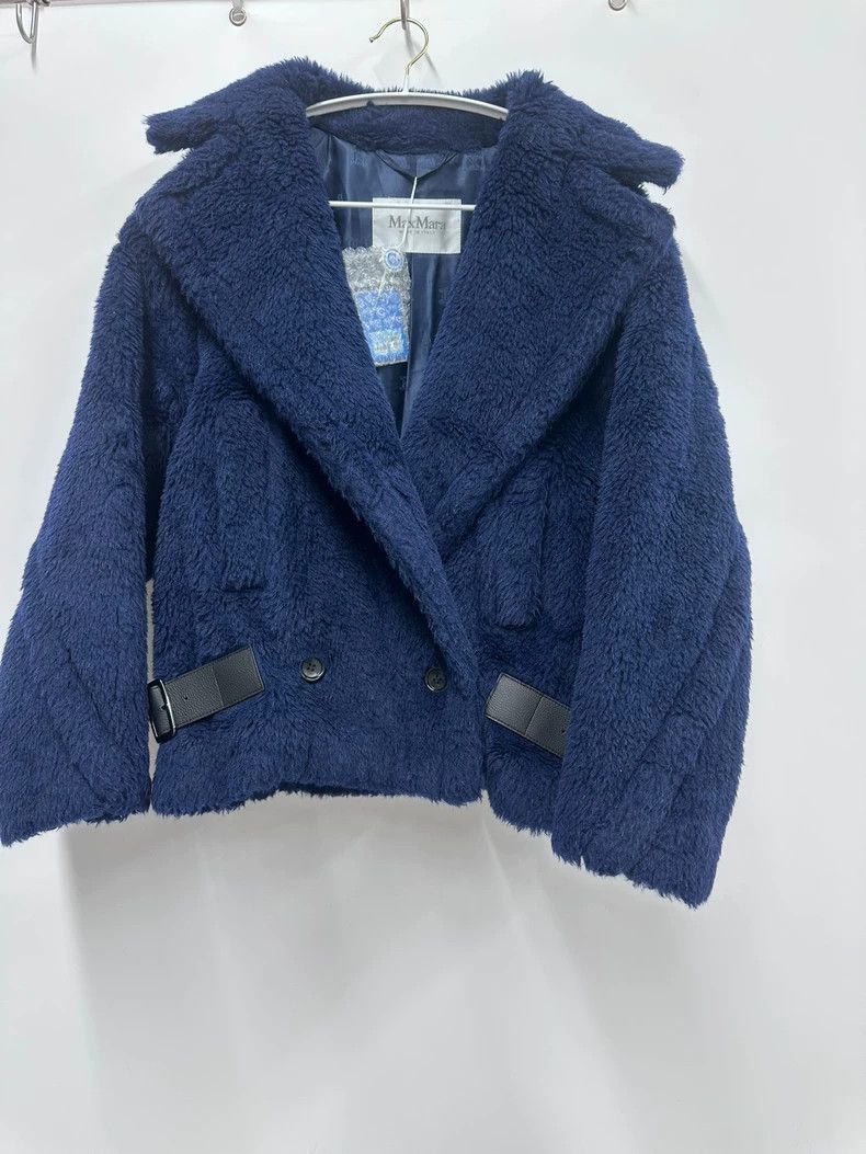 Max Mara MaxMara Blue Short Fur Coat -dmc Size US L / EU 52-54 / 3 - 1 Thumbnail