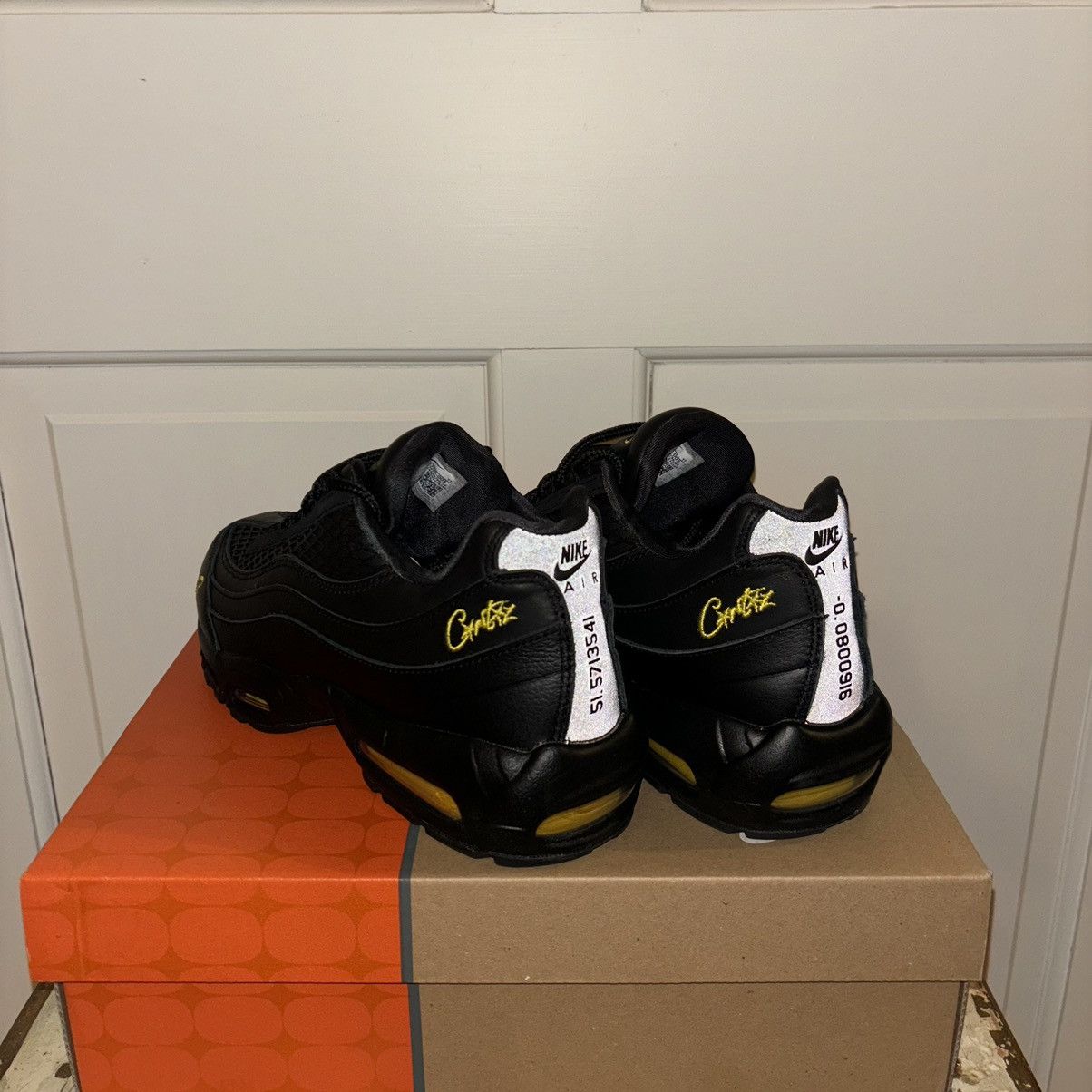 Corteiz × Nike Nike x Corteiz Air Max 95 Honey Black Mens 9 US Sneaker Size US 9 / EU 42 - 2 Thumbnail