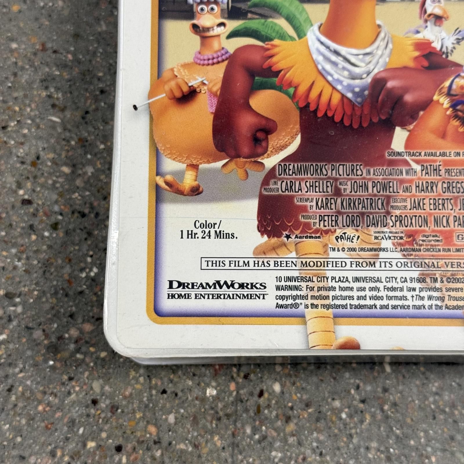 Designer SEALED DS Chicken Run VHS 1996 DreamWorks Watermarks Size ONE SIZE - 4 Thumbnail