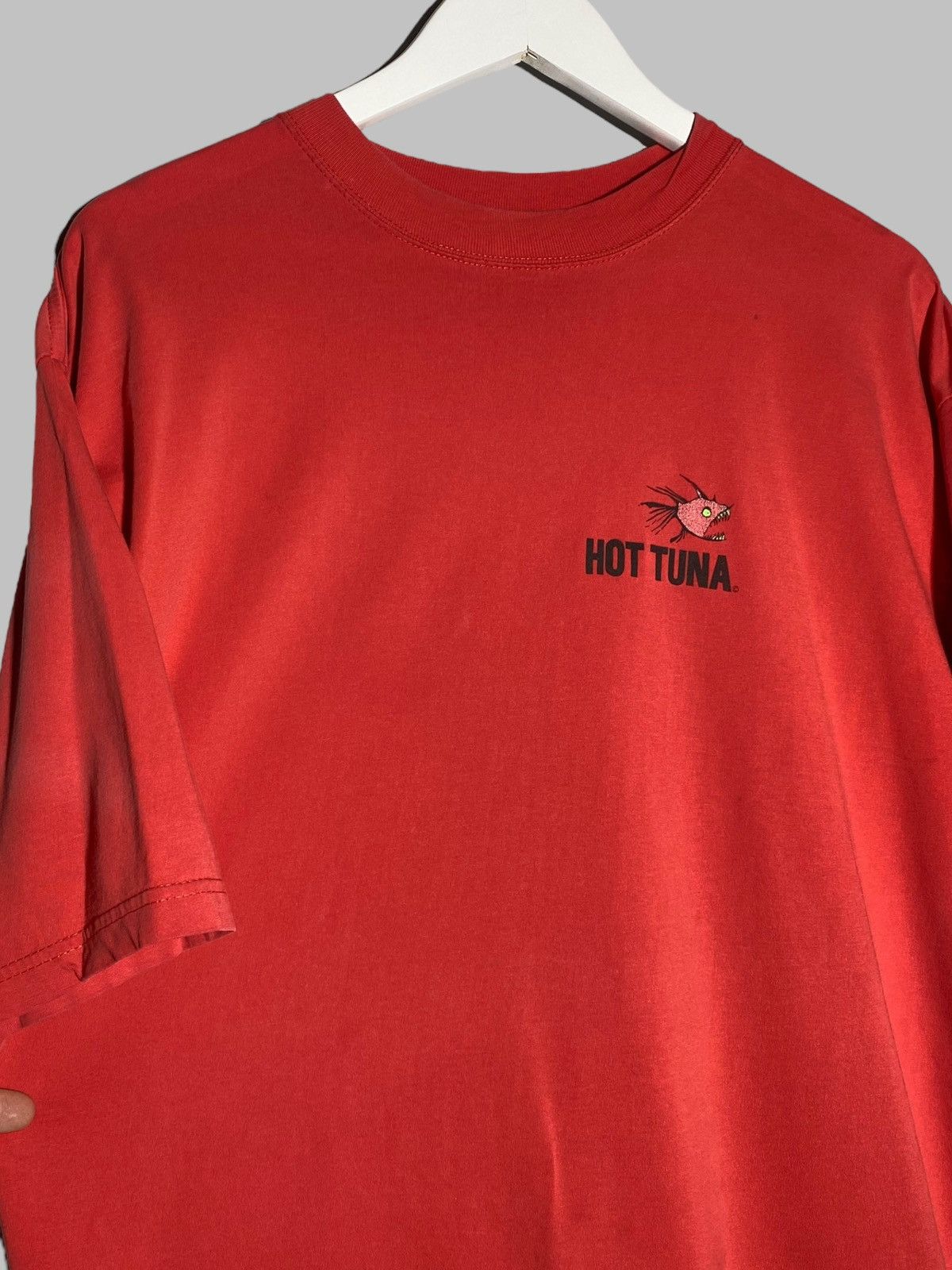 Hot Tuna 🔥 VINTAGE HOT TUNA SURF VIBES TEE DISTRESSED RED FADED SHIRT Size US XL / EU 56 / 4 - 7 Thumbnail
