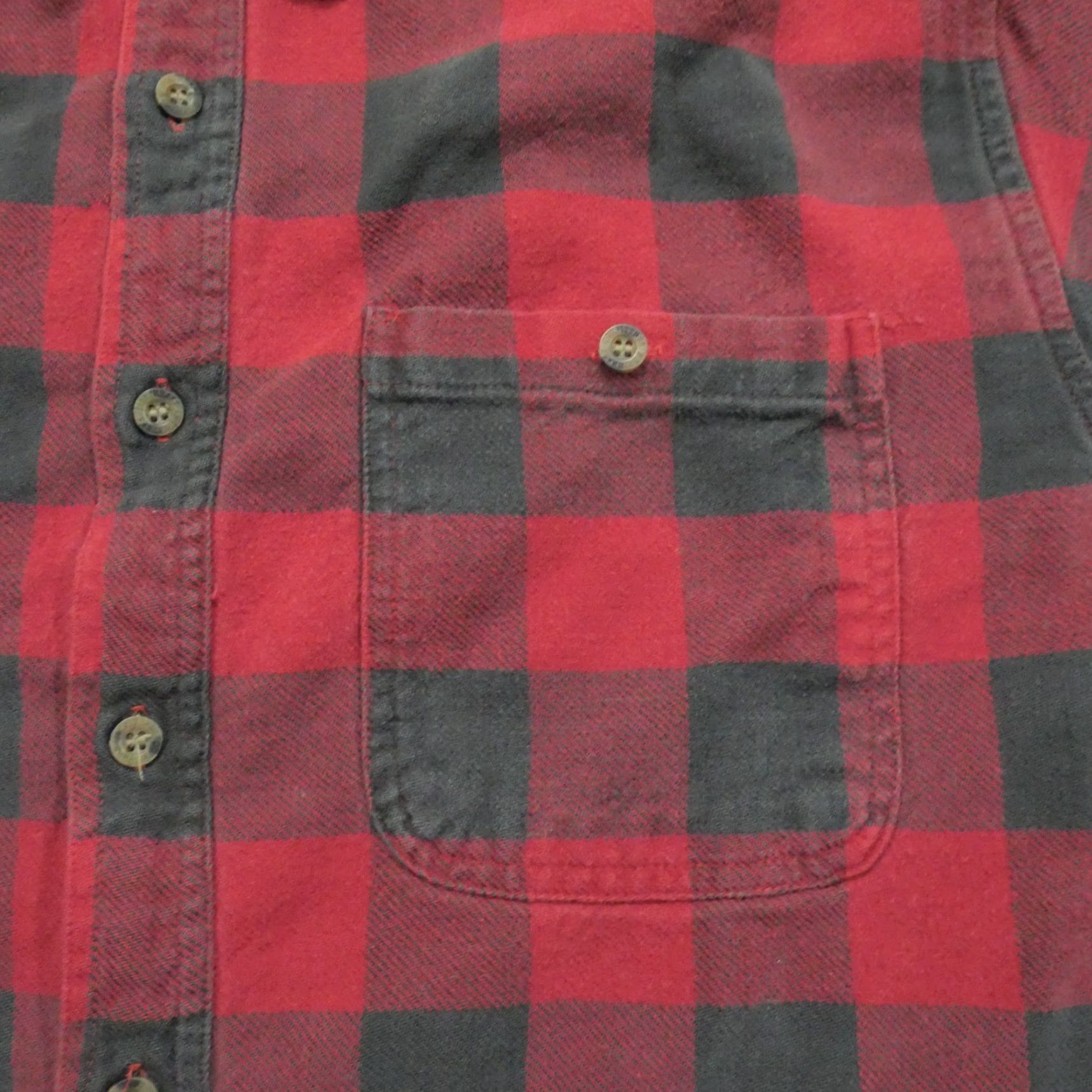 Vintage VINTAGE Northeast Outfitters Flannel Shirt Mens XL Red Black Buffalo Plaid 90s 2000s Workwear Casual Button-Up Pockets Distressed Size US XL / EU 56 / 4 - 2 Thumbnail