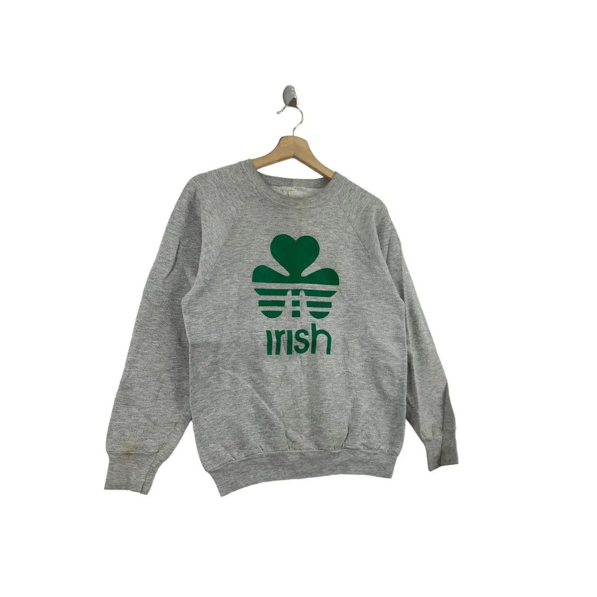Vintage Vintage 90’ IRISH LUCK SHAMROCK Big Logo Sweatshirt Sweater Size M / US 6-8 / IT 42-44 - 4 Thumbnail