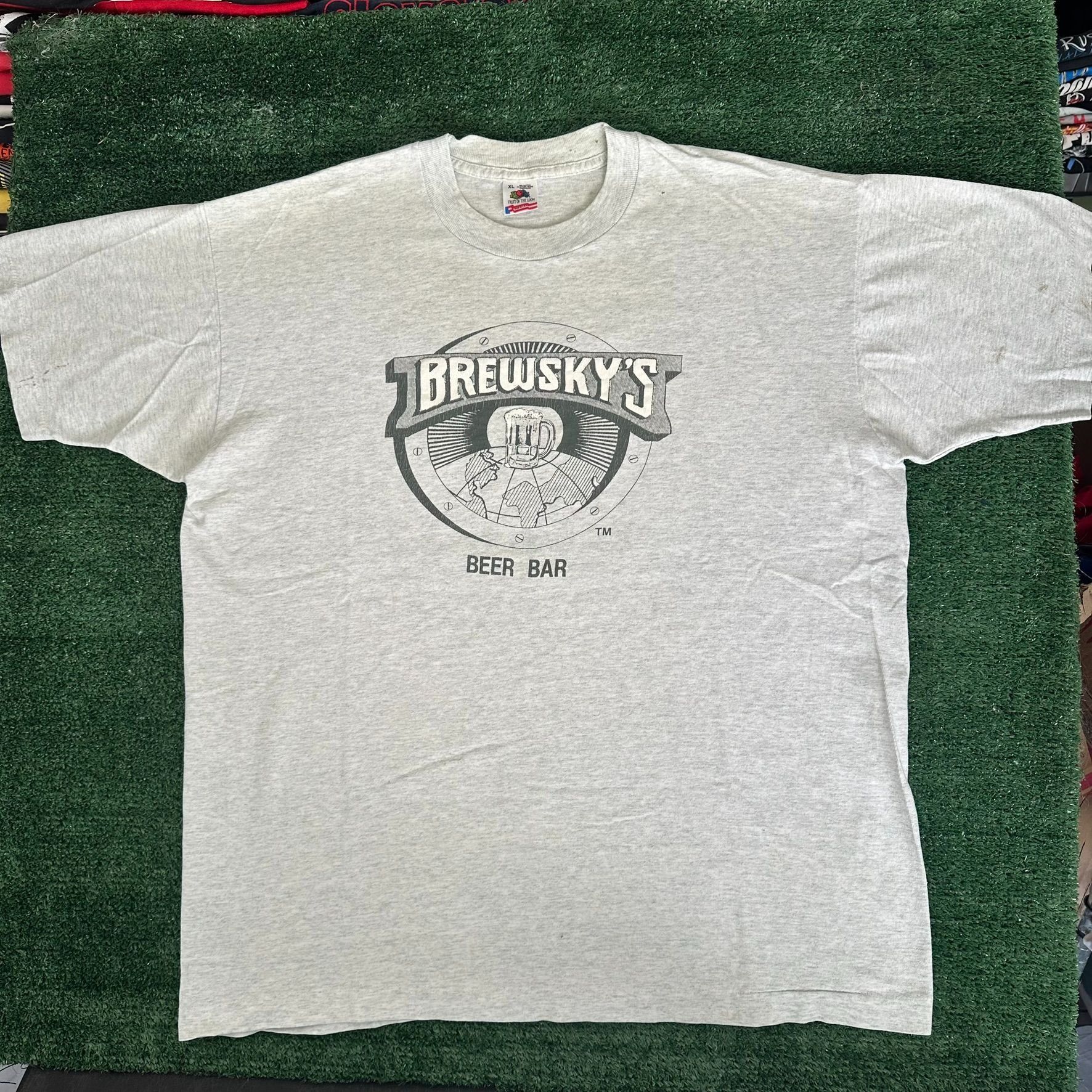 Fruit Of The Loom Vintage 90s Brewsky's Beer Bar T-Shirt Single Stitch East Vi Size US XL / EU 56 / 4 - 1 Thumbnail