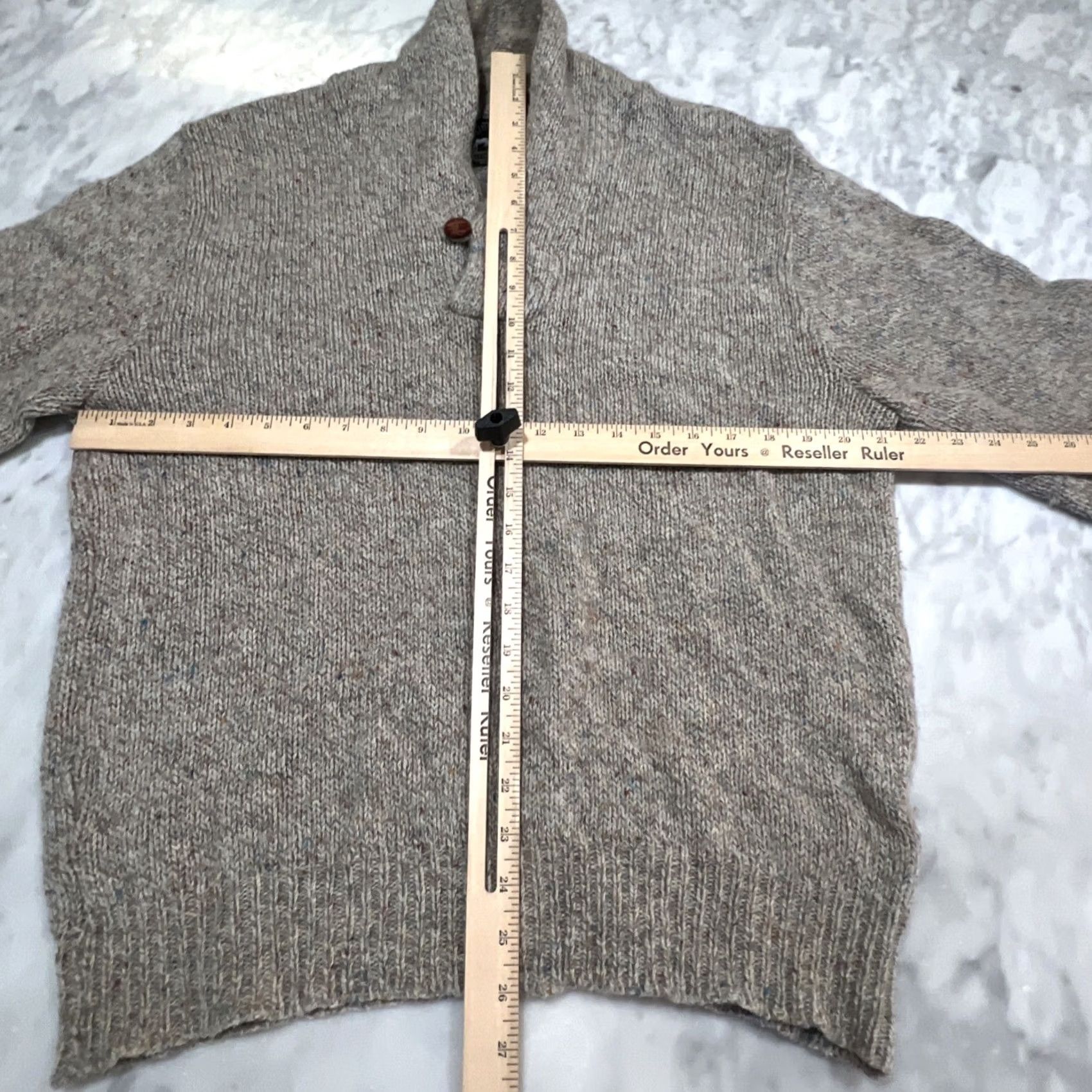 Vintage VINTAGE Northern Isles Sweater Men’s L Beige Confetti Button Knit Pullover 90s Classic Travel Casual Winter Fall Spring Mens Size US L / EU 52-54 / 3 - 7 Thumbnail