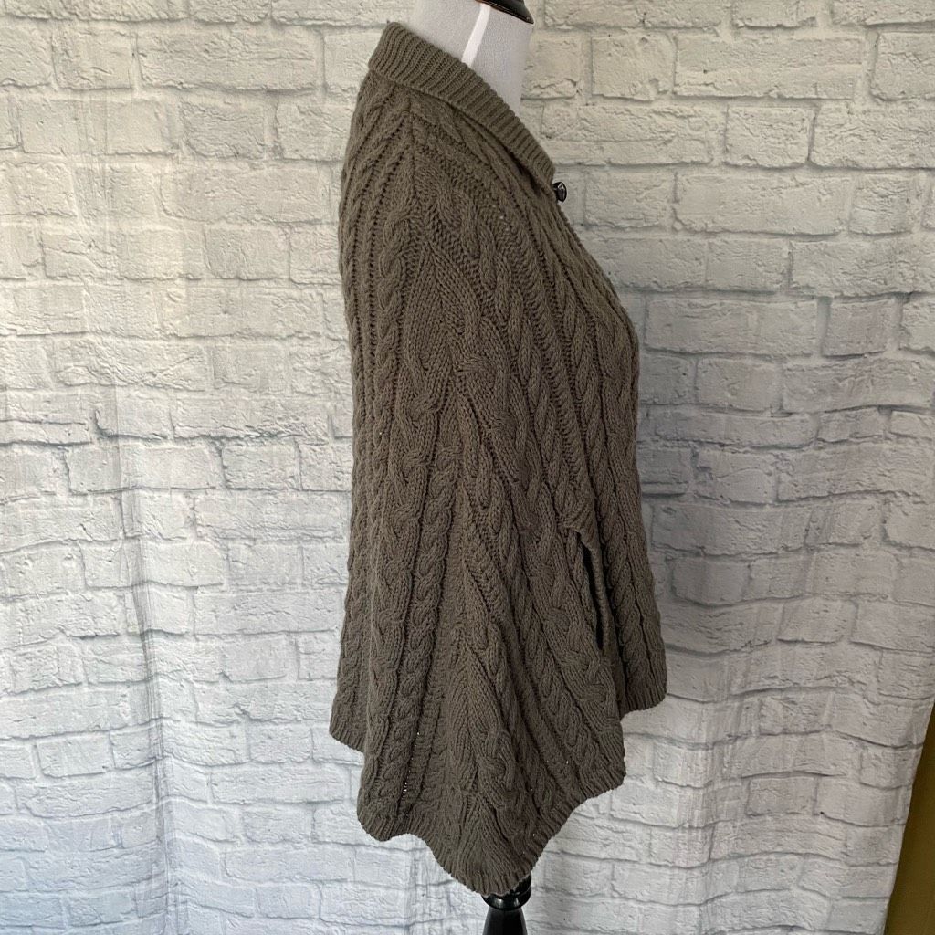 Other Collection XIIX LTd women S one button knit cape sweater Size S / US 4 / IT 40 - 5 Thumbnail