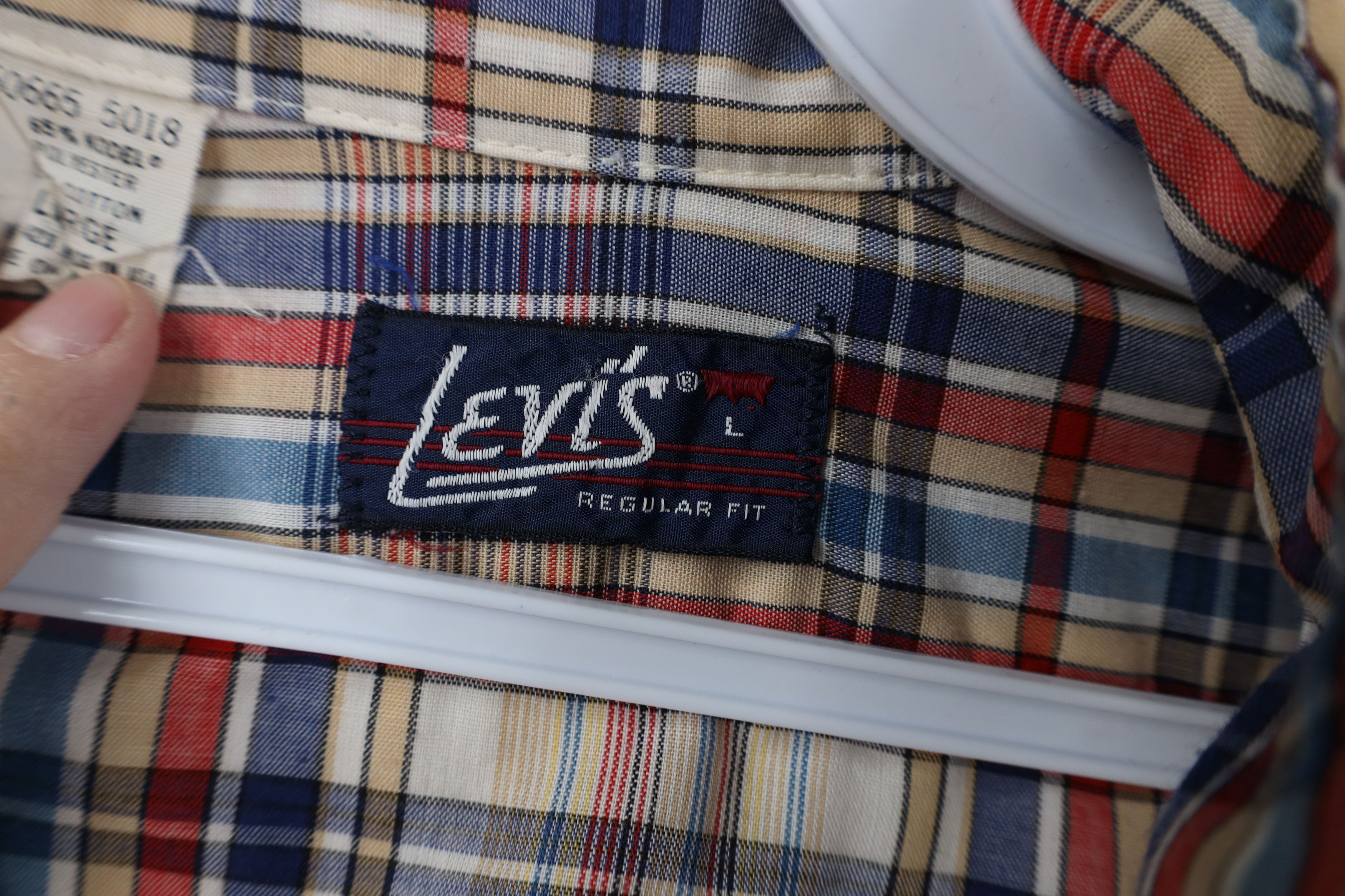 Levi's Vintage 70s 80s Levis Rainbow Collared Button Shirt USA Size US L / EU 52-54 / 3 - 9 Thumbnail