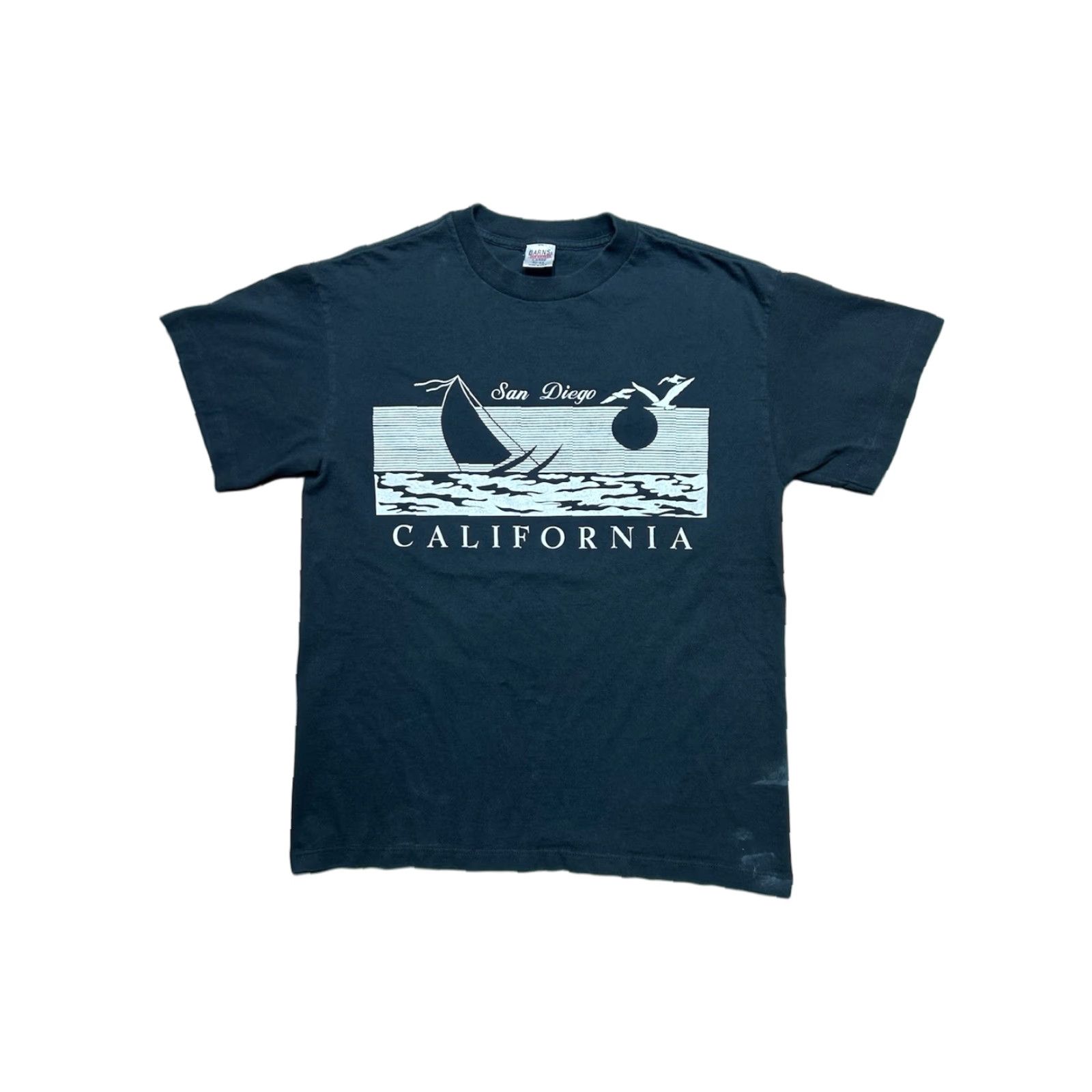 Vintage VINTAGE 90s Graphic T-Shirt San Diego California Beach Single Stitch Black Large Mens Shirt Size US L / EU 52-54 / 3 - 1 Thumbnail