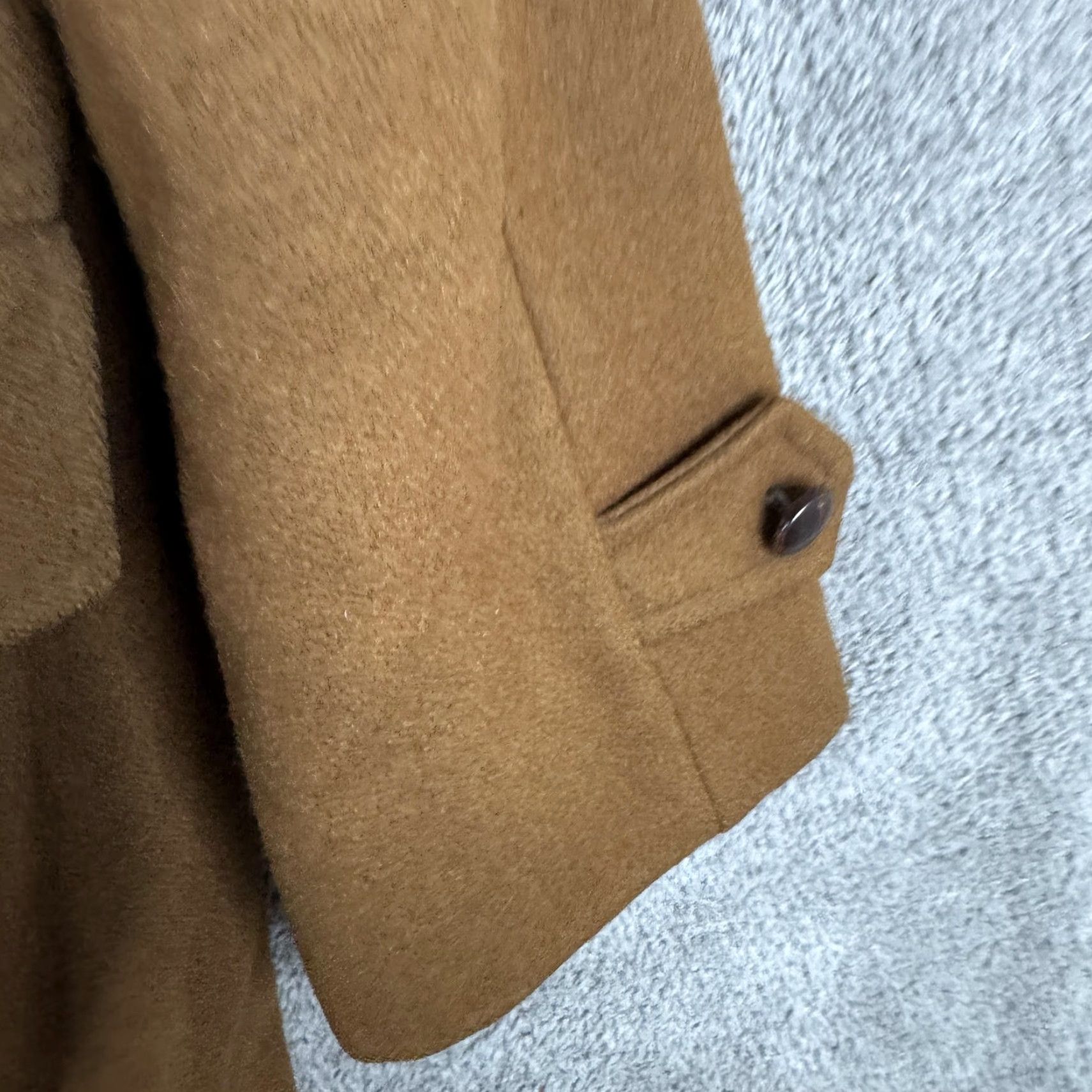 Vintage VINTAGE Lakeland Coat Mens 42 Brown Wool Fur Collar Overcoat Lined Winter Dress Coat Size US XS / EU 42 / 0 - 5 Thumbnail