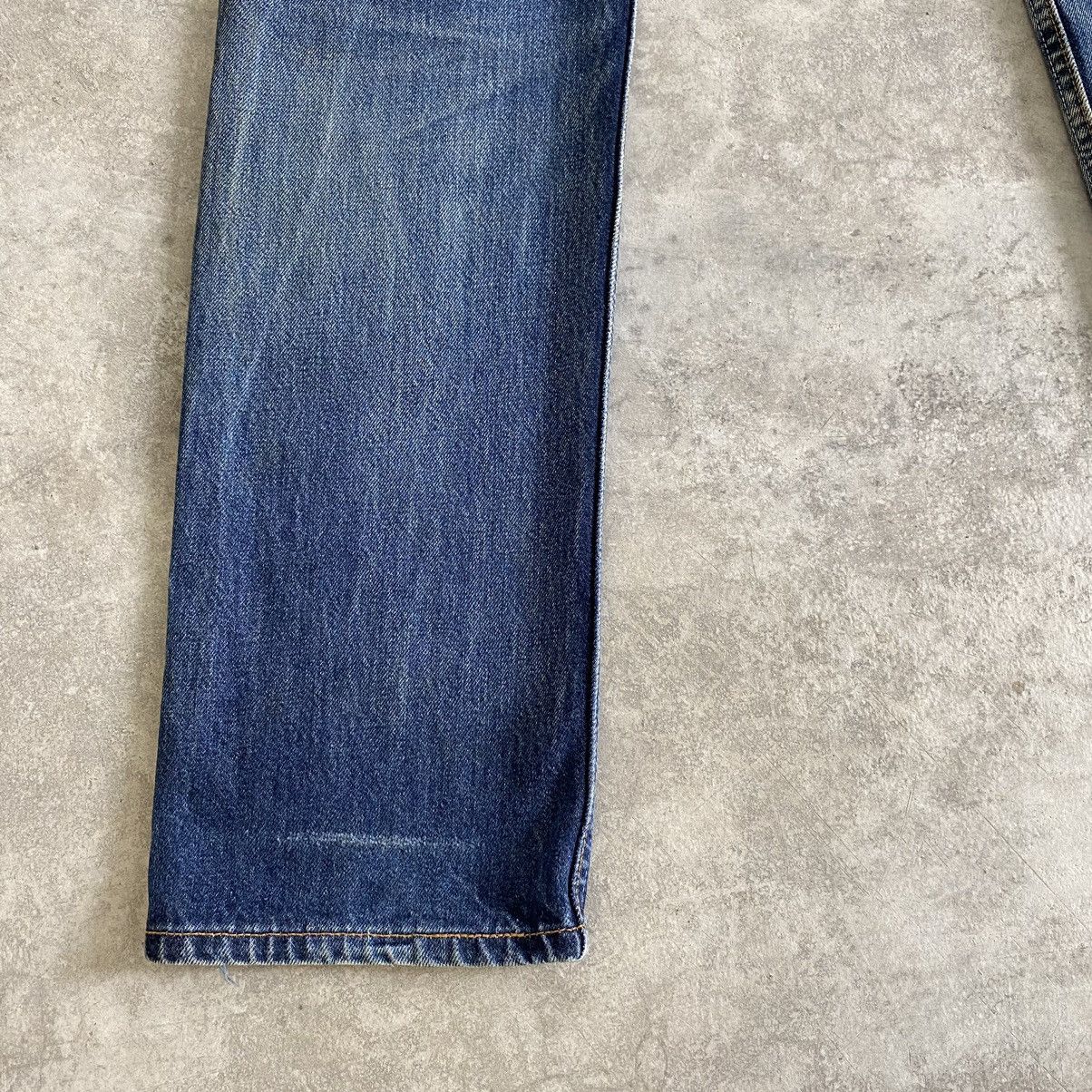 Levi's Vintage 90’s Levis 501 Faded Blue Dirty Denim Jeans Size US 29 - 17 Thumbnail
