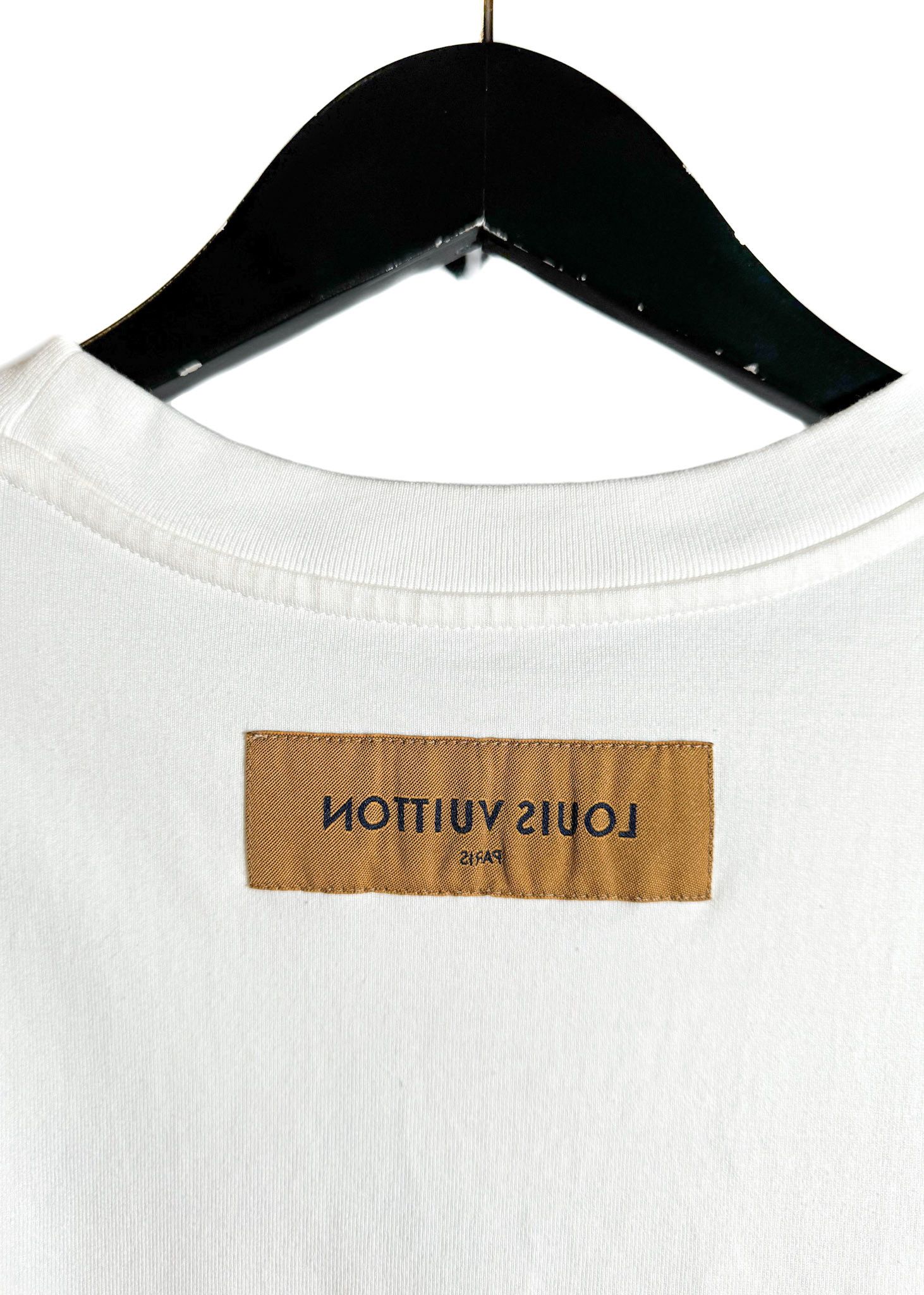 Louis Vuitton Louis Vuitton 2022 Graffiti Logo Print Ivory T-shirt Size US M / EU 48-50 / 2 - 5 Thumbnail