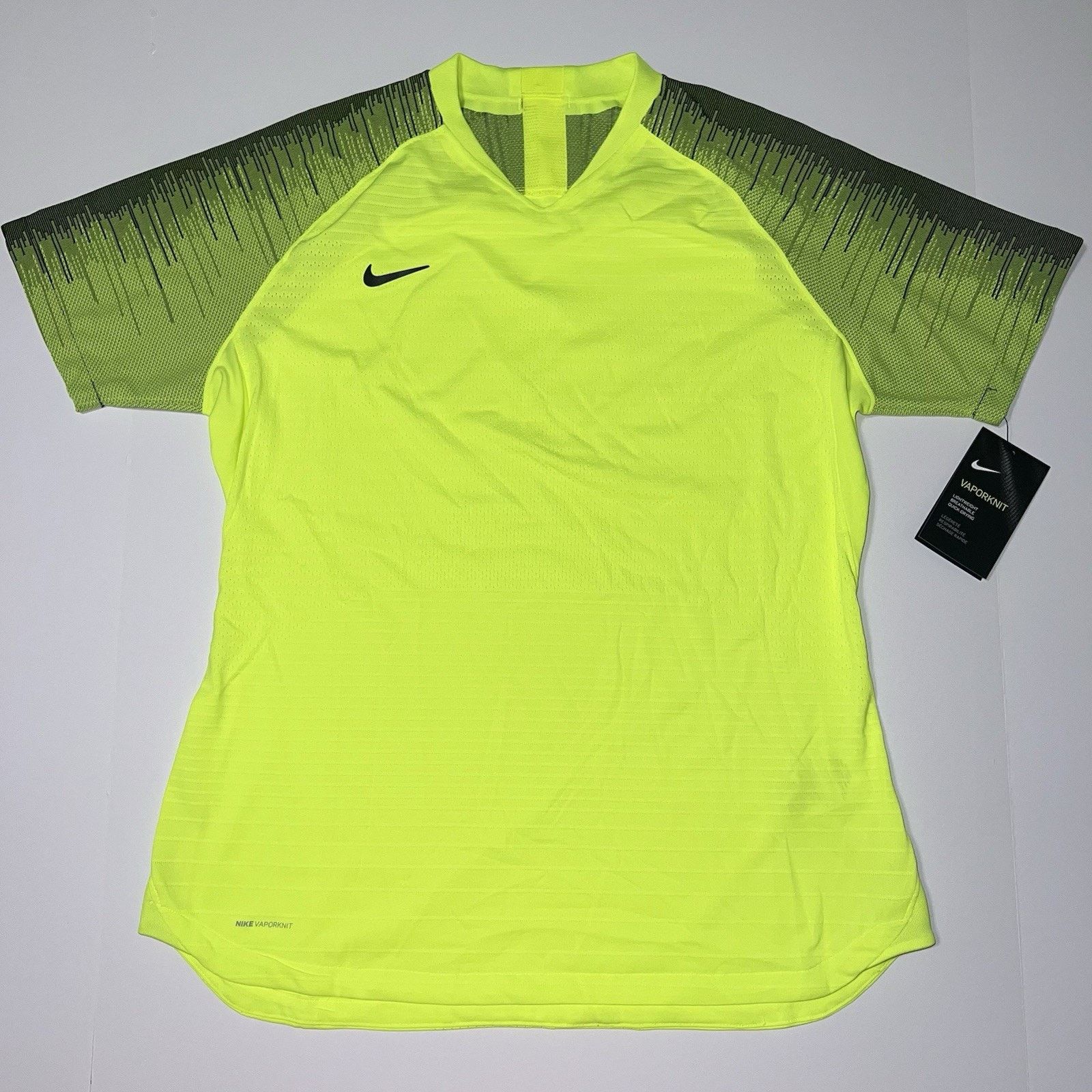 Nike Nike Vaporknit II Soccer Shirt Jersey Volt Large AQ2727-702 Size L / US 10 / IT 46 - 1 Thumbnail
