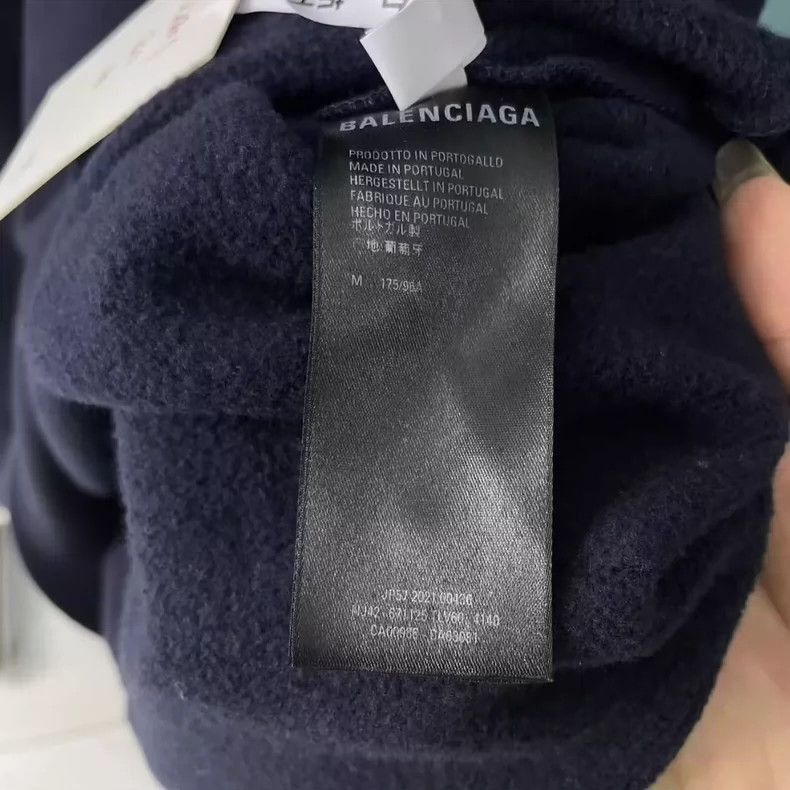 Balenciaga Balenciaga Manchester United chest embroidered logo hoodie- Size US M / EU 48-50 / 2 - 4 Thumbnail