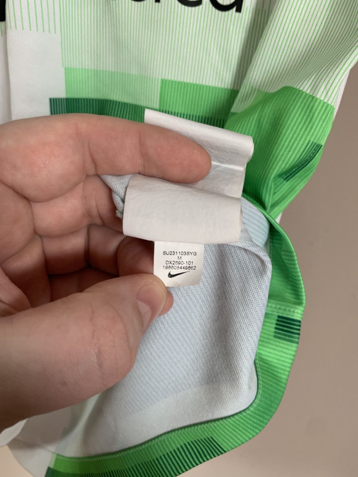 Nike Liverpool Away Football Shirt Nike Soccer Jersey Size M Size US M / EU 48-50 / 2 - 22 Thumbnail