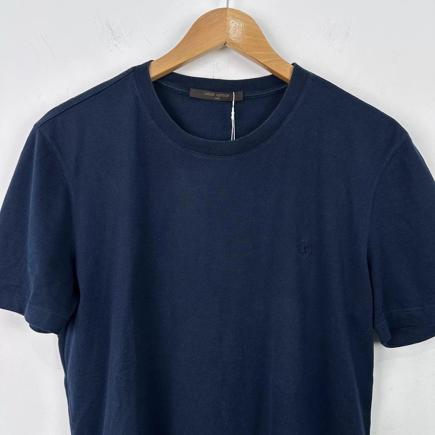 Louis Vuitton Louis Vuitton Small Logo Short Sleeve Tee M 99 New Size US M / EU 48-50 / 2 - 4 Thumbnail