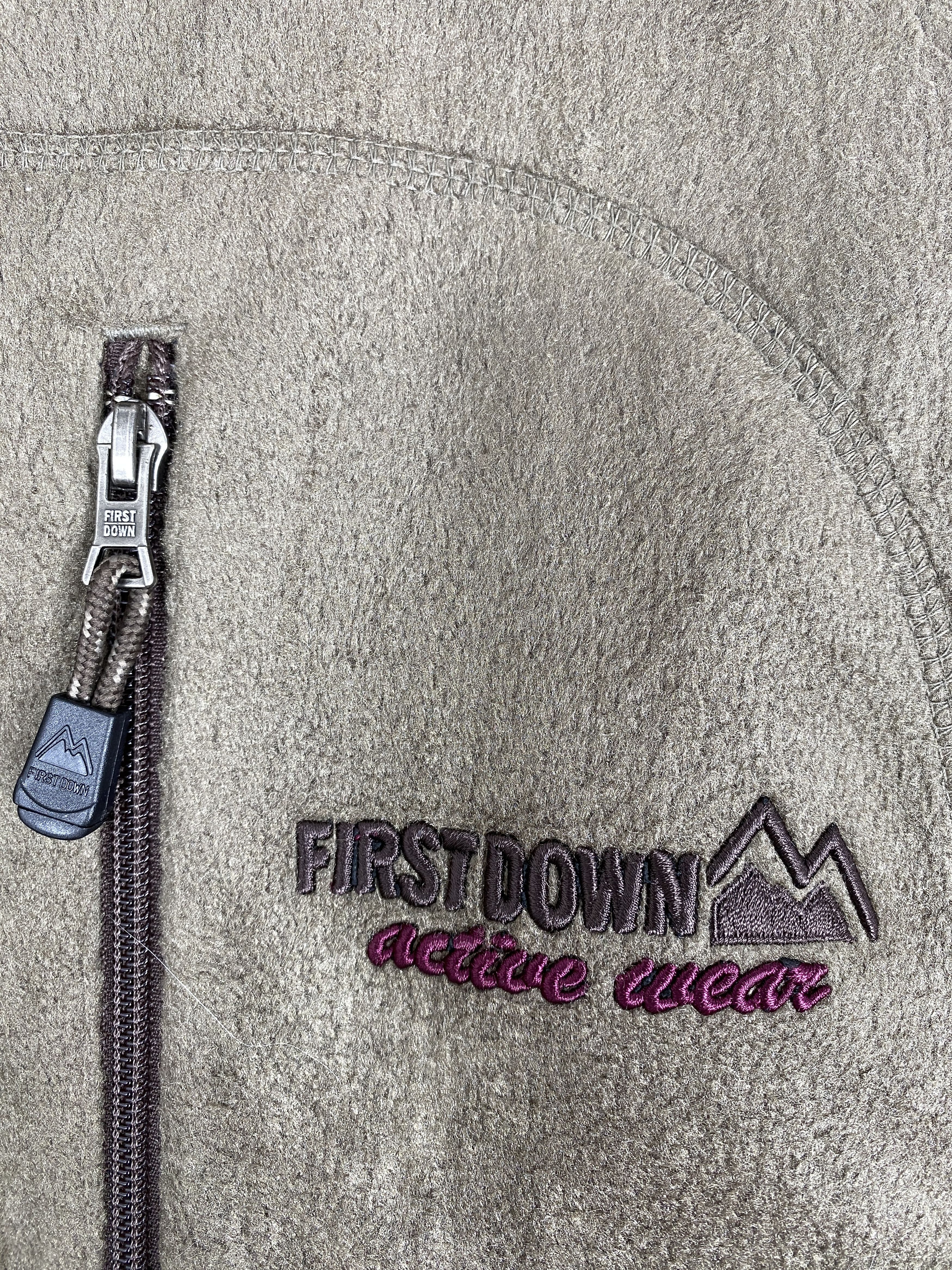 Japanese Brand Vintage First Down Fleece Jacket J2330 Size US M / EU 48-50 / 2 - 3 Thumbnail