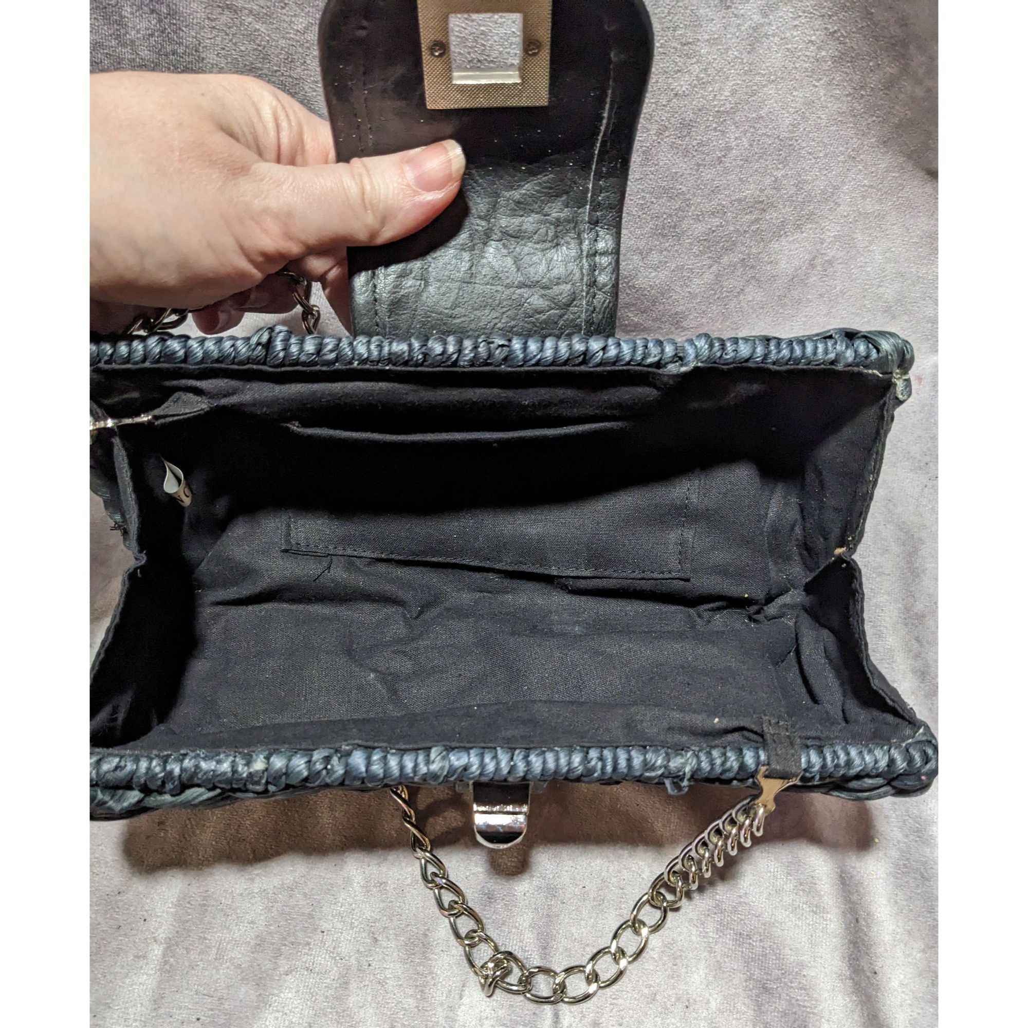 Other Retro Woven Navy Blue Purse With Silver Tone Chain Strap Size ONE SIZE - 9 Thumbnail