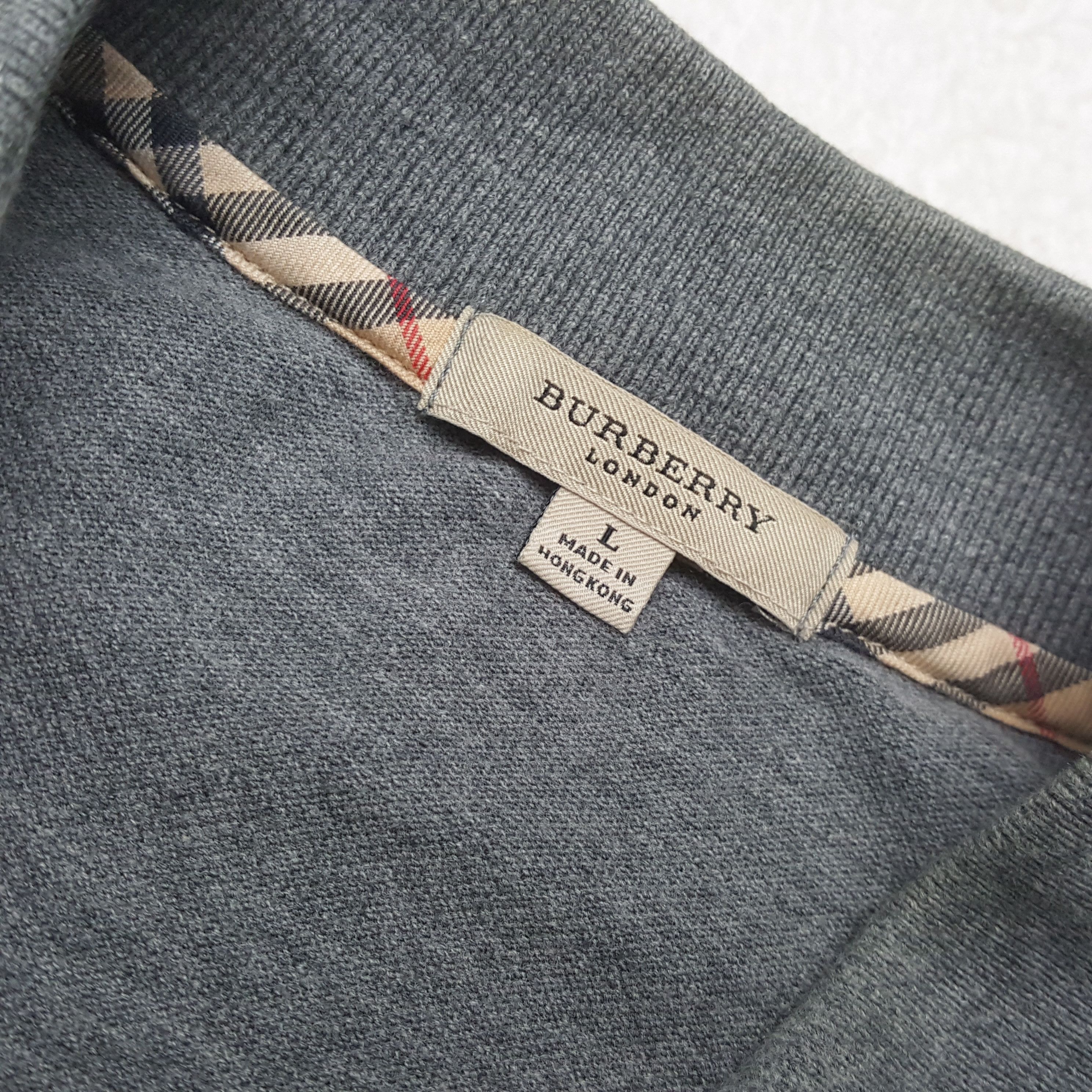 Burberry Burberry London Fashion Brand Casual Polos RR5 Size US XL / EU 56 / 4 - 4 Thumbnail