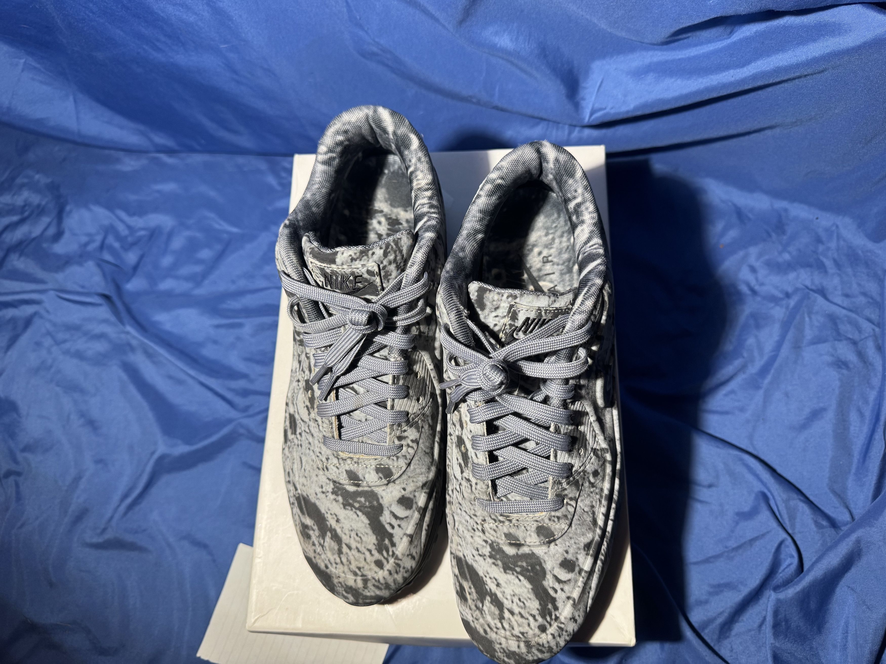 Nike Nike air max lunar 90s reflective moon sneakers size 9.5 Size US 9.5 / EU 42-43 - 4 Thumbnail