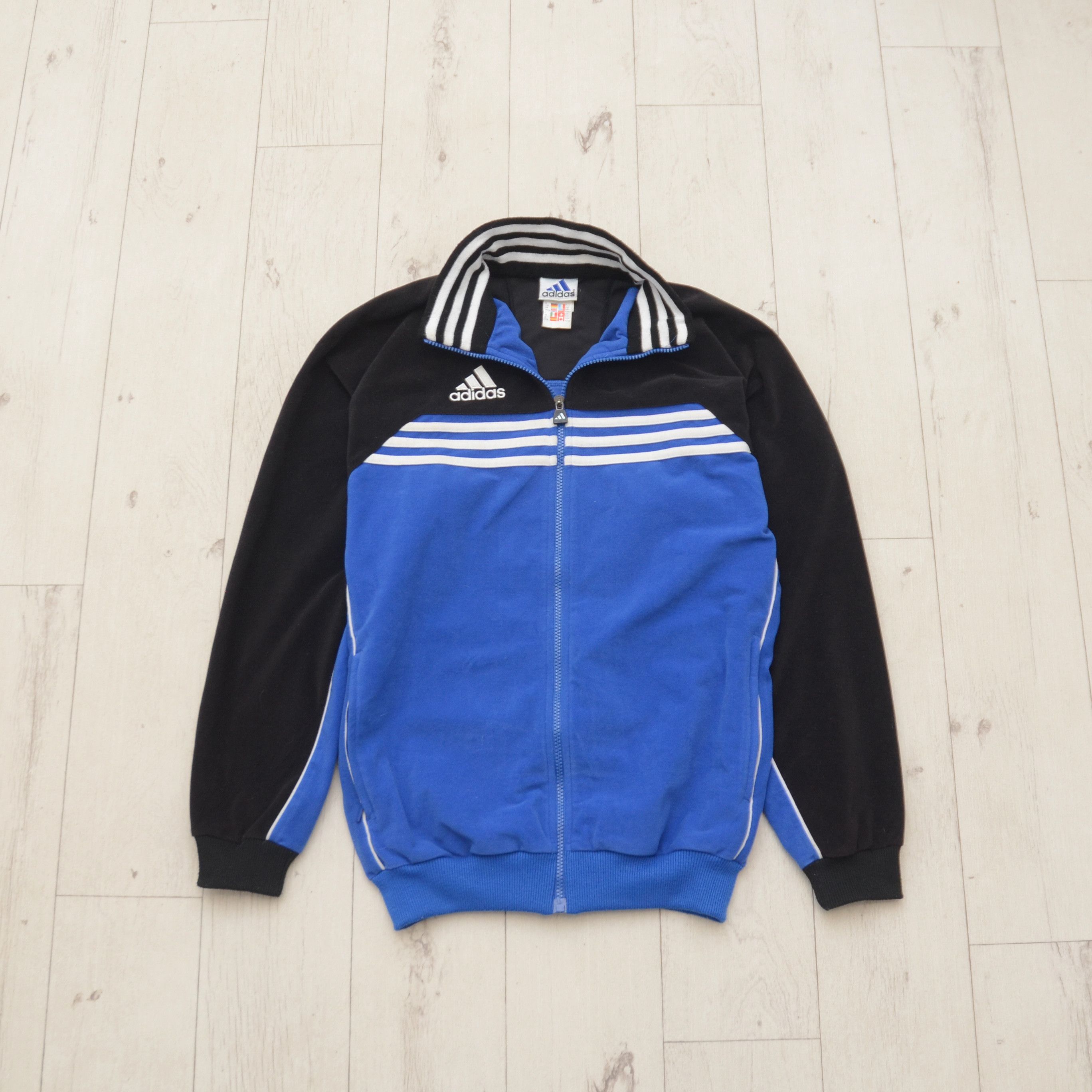 Adidas Vintage Adidas Velour Track Jacket Original Retro Full Zip Size US M / EU 48-50 / 2 - 5 Thumbnail
