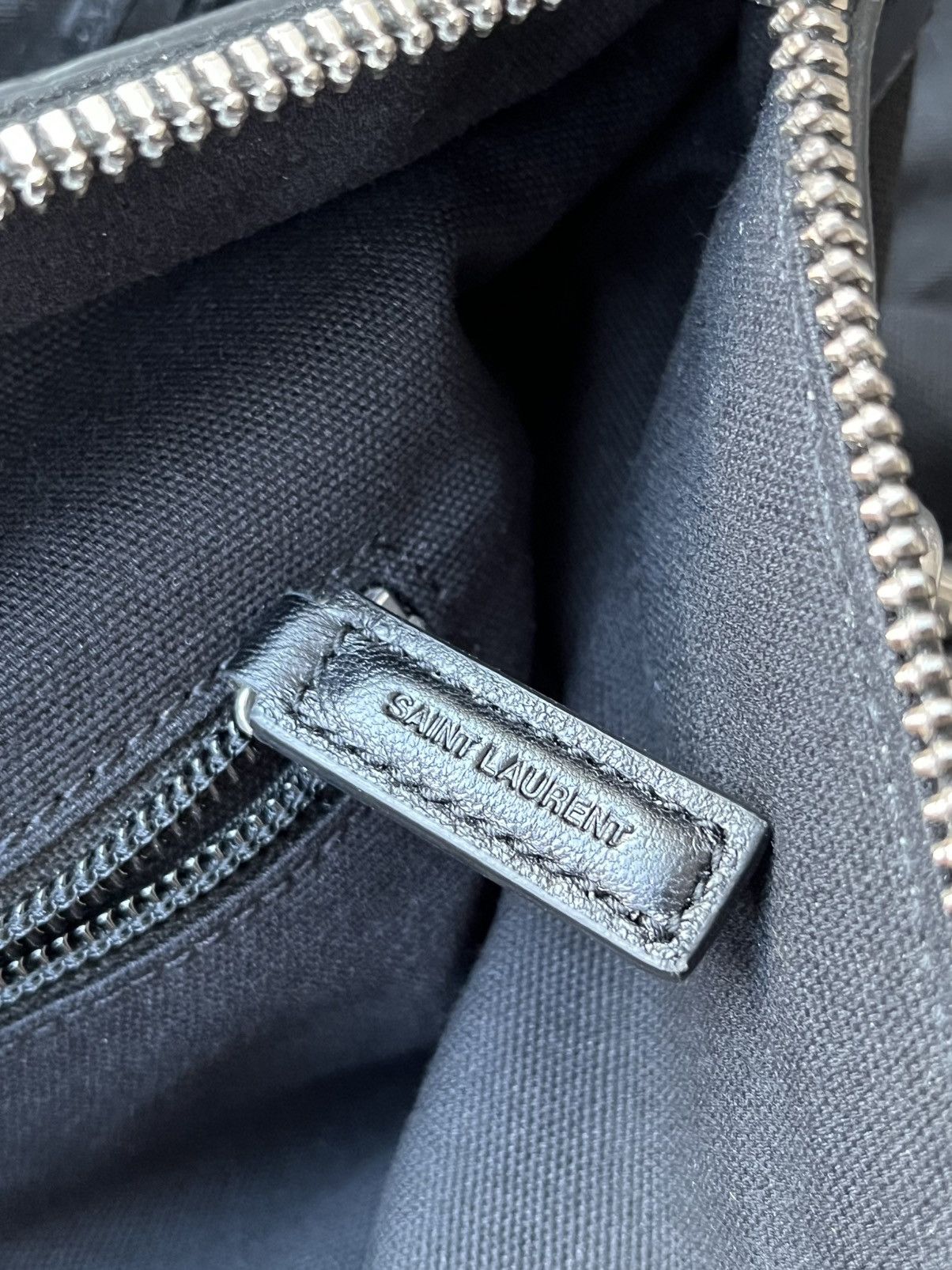Saint Laurent Paris Rare Saint Laurent $2K Super Runway ID Convertible Bag XL Size ONE SIZE - 10 Thumbnail