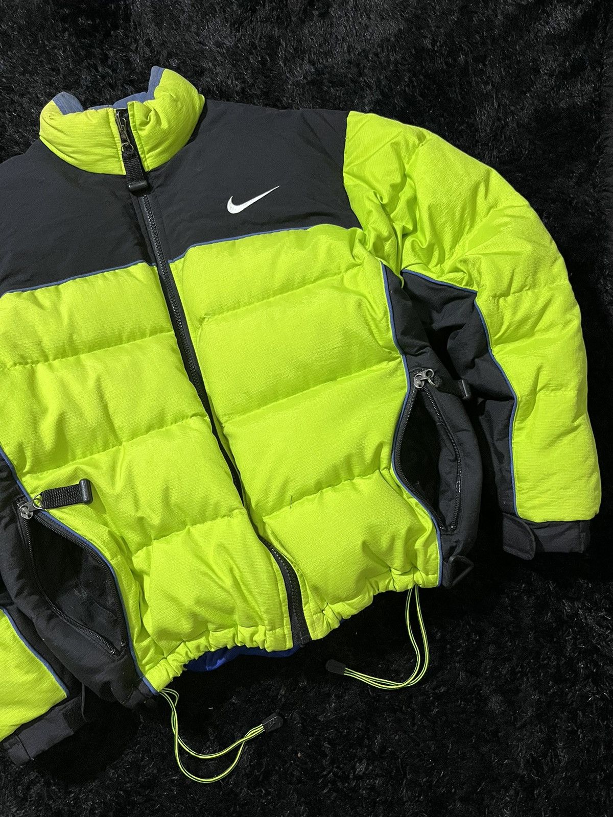 Nike ACG 90s Nike acg neon puffer jacket Size US M / EU 48-50 / 2 - 4 Thumbnail