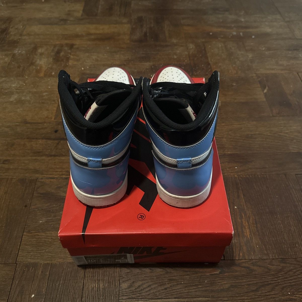 Nike Air Jordan Retro 1s Size US 10.5 / EU 43-44 - 5 Thumbnail