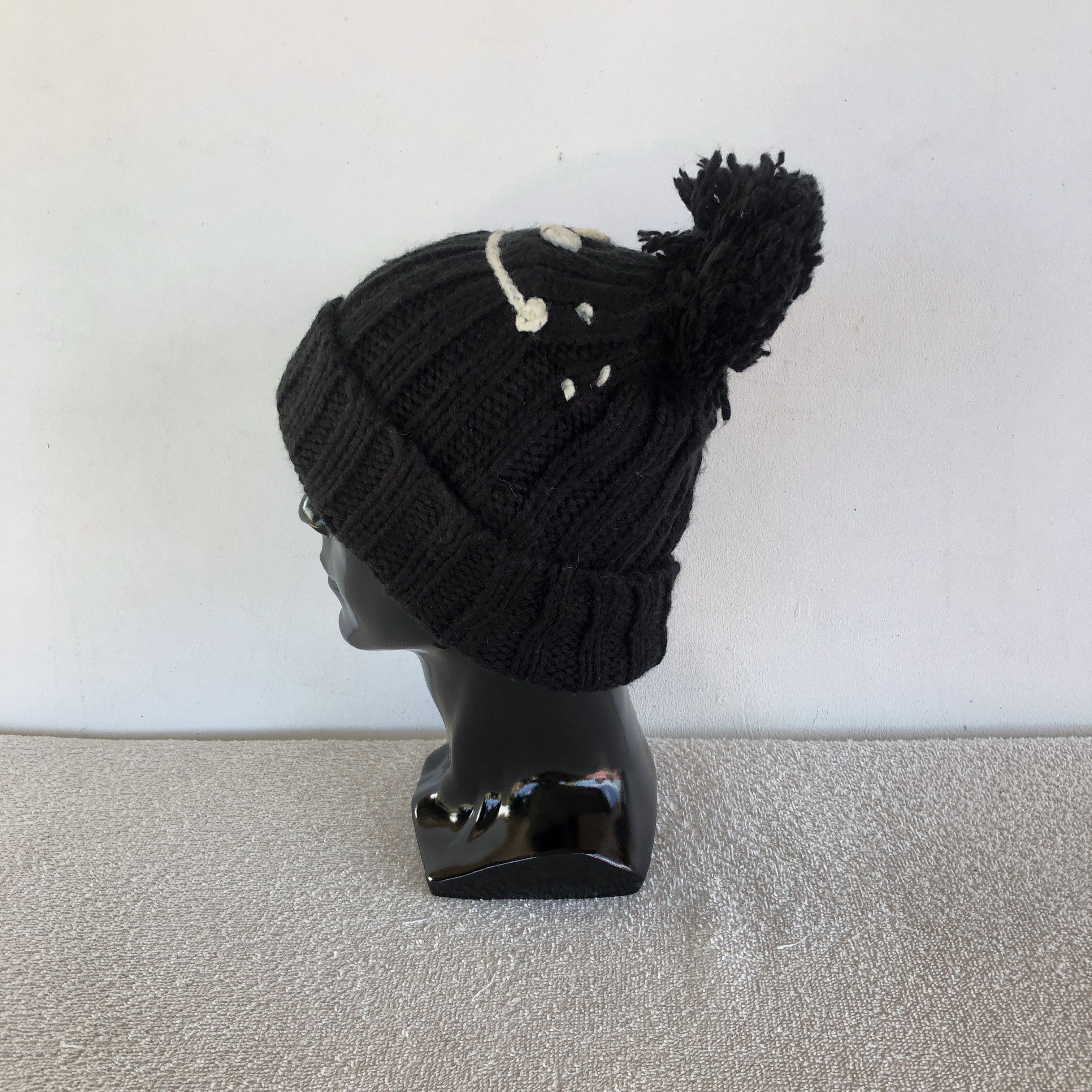 Japanese Brand Vintage Y2K Smiley Fade Beanie Pom Pom Snow Caps Hats Size ONE SIZE - 5 Thumbnail