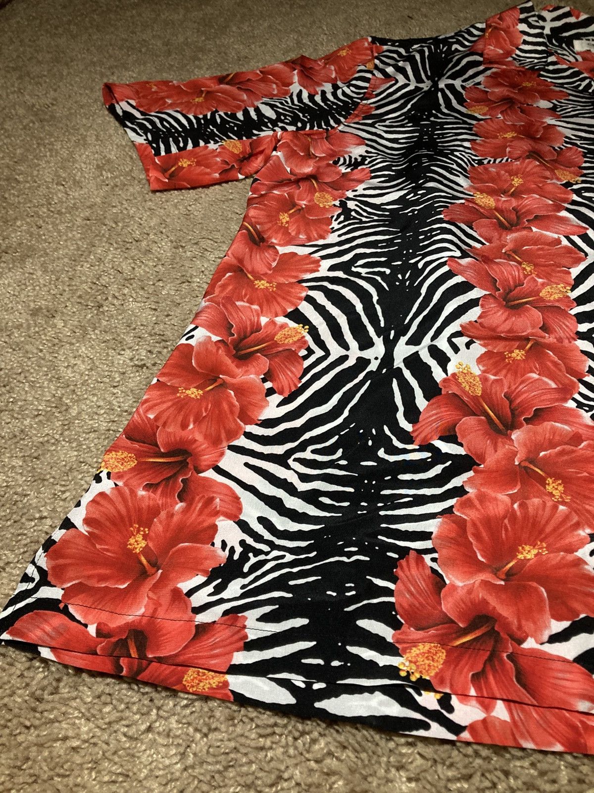 Celine New SS25 Celine Floral Bloom Silk Camp Collar Shirt Hawaiian Size US L / EU 52-54 / 3 - 4 Thumbnail