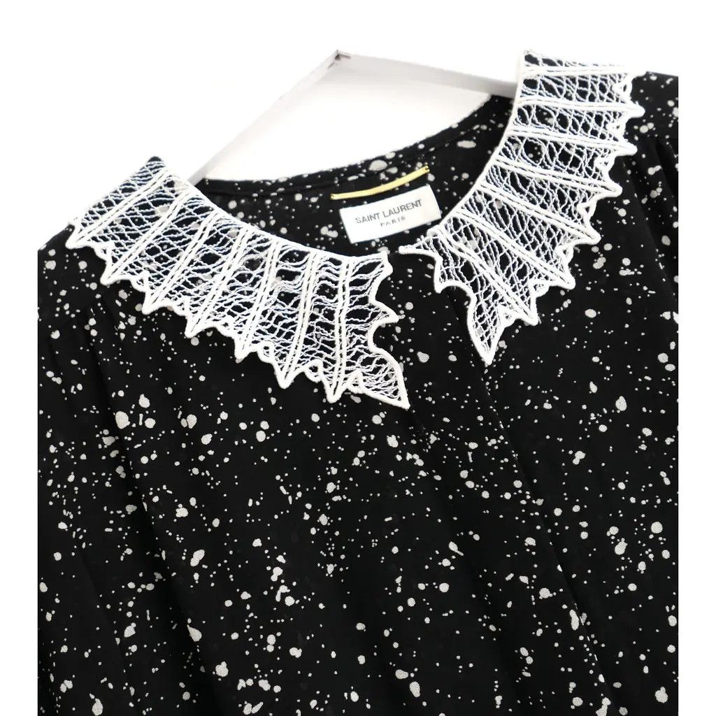 Saint Laurent Paris Saint Laurent Pre-Fall 2015 Star Print Lace Collar Blouse Size XS / US 0-2 / IT 36-38 - 2 Thumbnail