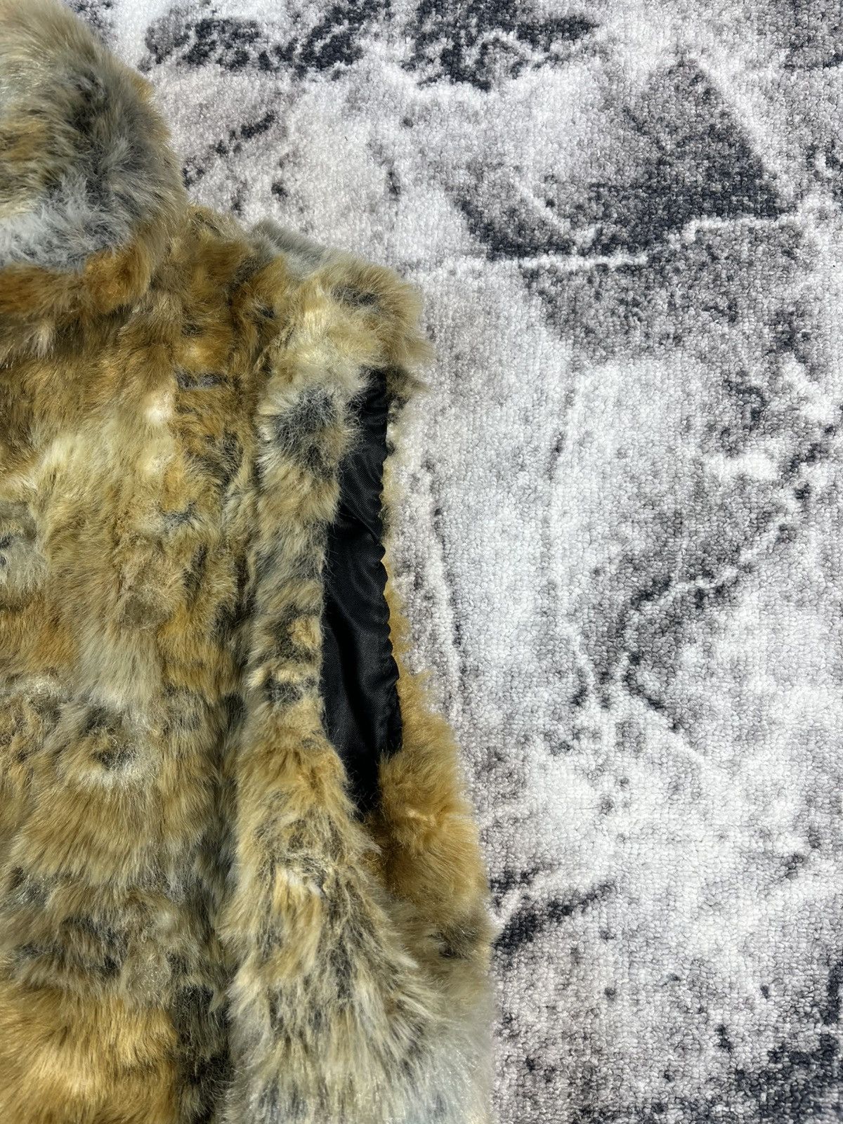 Armani Armani Jeans Faux Fur Vest – Brown Multi – Zip Up – AJ Logo Size M / US 6-8 / IT 42-44 - 6 Thumbnail