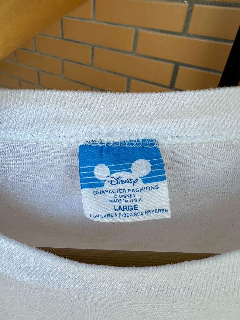Vintage Vintage Tee 90s Disney Word 20th 2505-Nextarrow Size US L / EU 52-54 / 3 - 3 Thumbnail