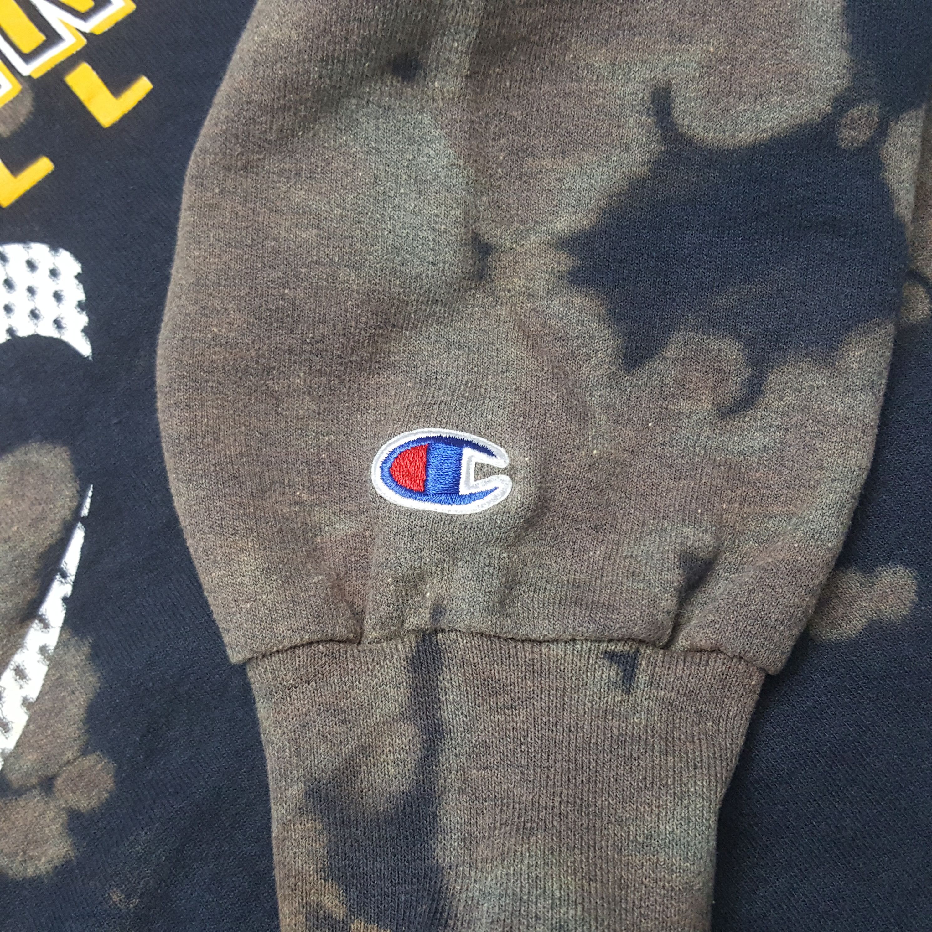 Champion × Designer × Vintage Vintage West Virginia Football Acid Wash Sweatshirt Size US L / EU 52-54 / 3 - 8 Thumbnail