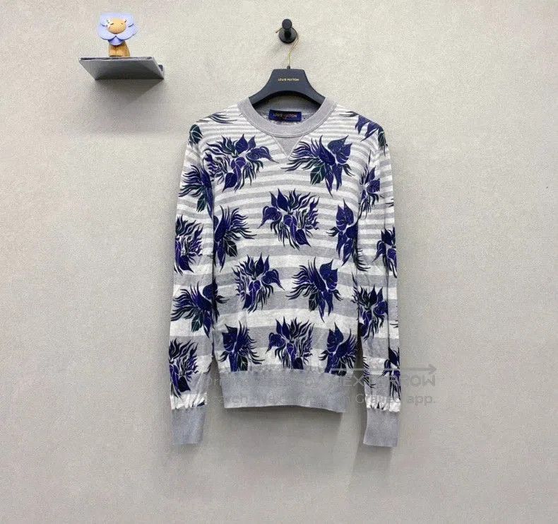 Louis Vuitton LV Gray Striped Knit Sweater S. Size US S / EU 44-46 / 1 - 1 Thumbnail