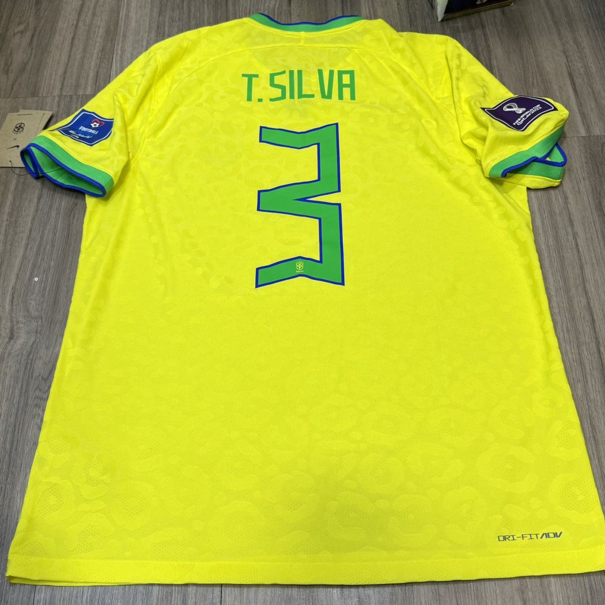 Nike Brazil WC 2022 player issue home shirt #3 T.Silva (Bnwt) Size US XL / EU 56 / 4 - 2 Thumbnail