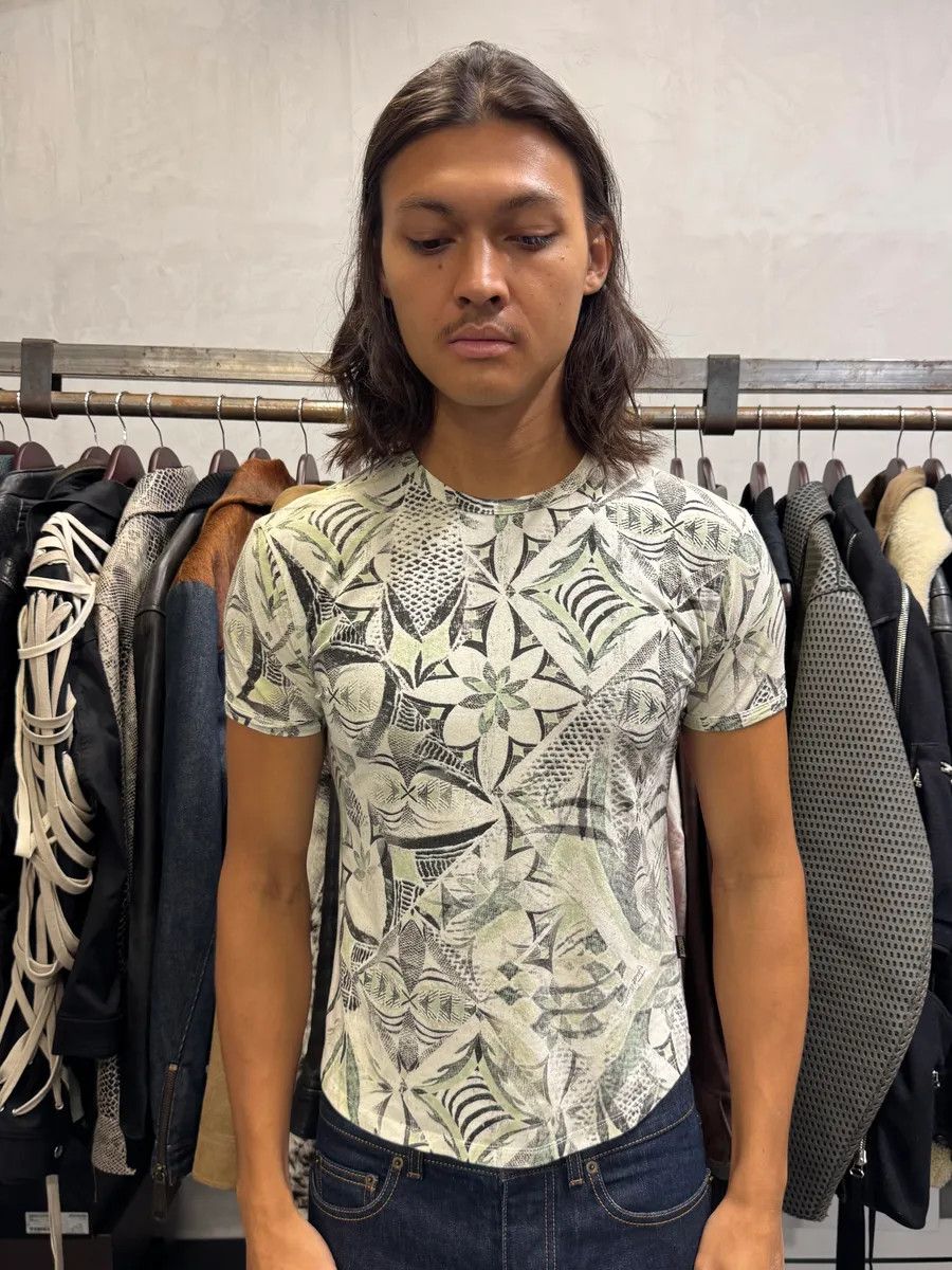 Designer × Just Cavalli × Vintage 2000s Cavalli Square Rosary T-Shirt Size US XS / EU 42 / 0 - 2 Thumbnail