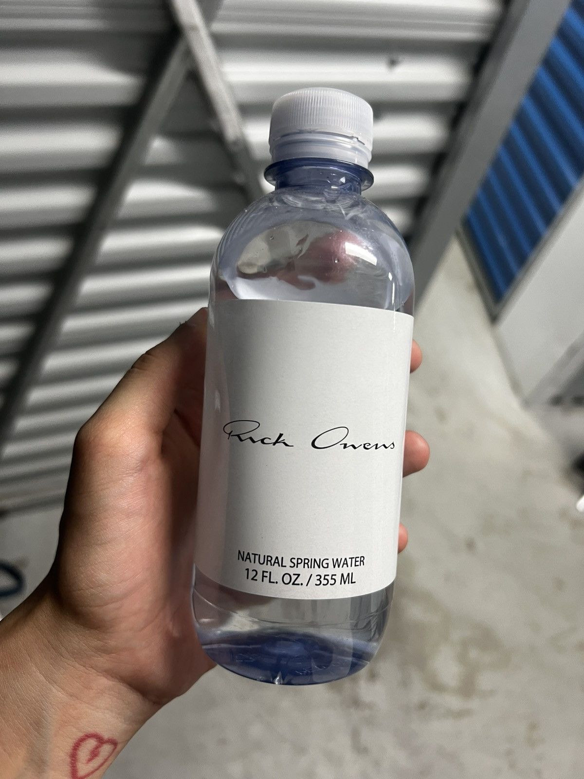 BALENCIAGA H2O 水筒 21AW rick owens アクセサリー Rick Owens Rick Owens Waterbottle | Grailed