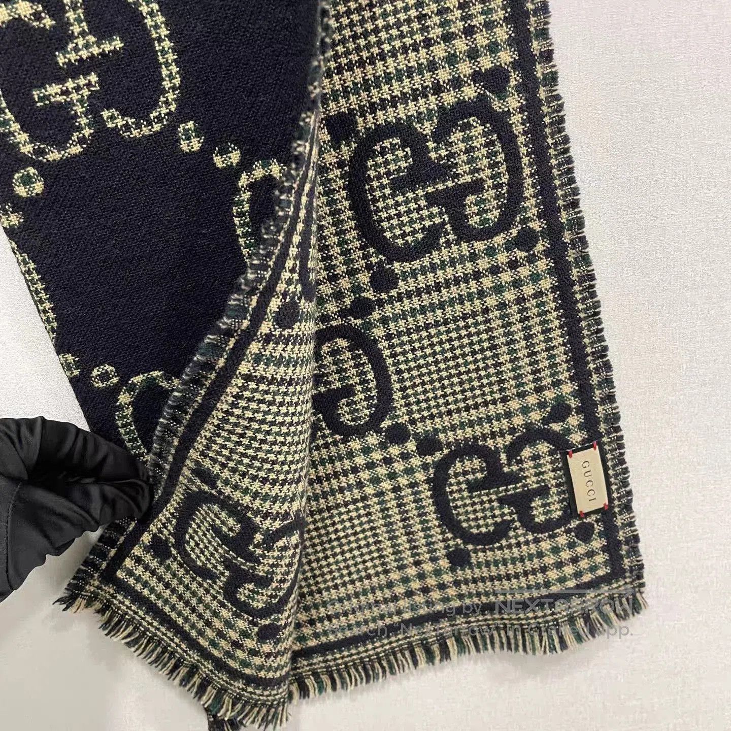 Gucci Black Patterned Fringed Scarf. Size ONE SIZE - 3 Thumbnail