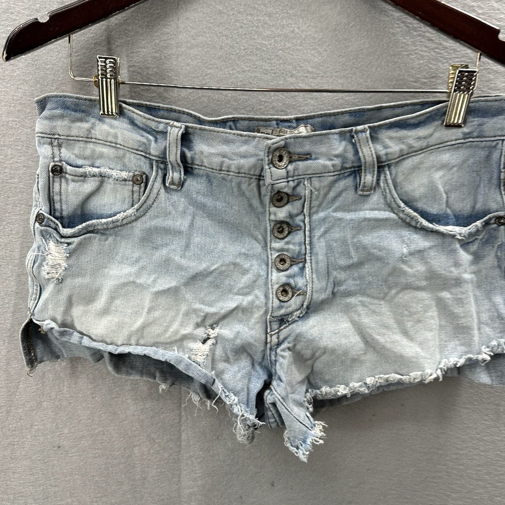 Free People Free People Denim Shorts Womens 27 Shortie Button Fly Boho y2k Blue Size 27" / US 4 / IT 40 - 2 Thumbnail