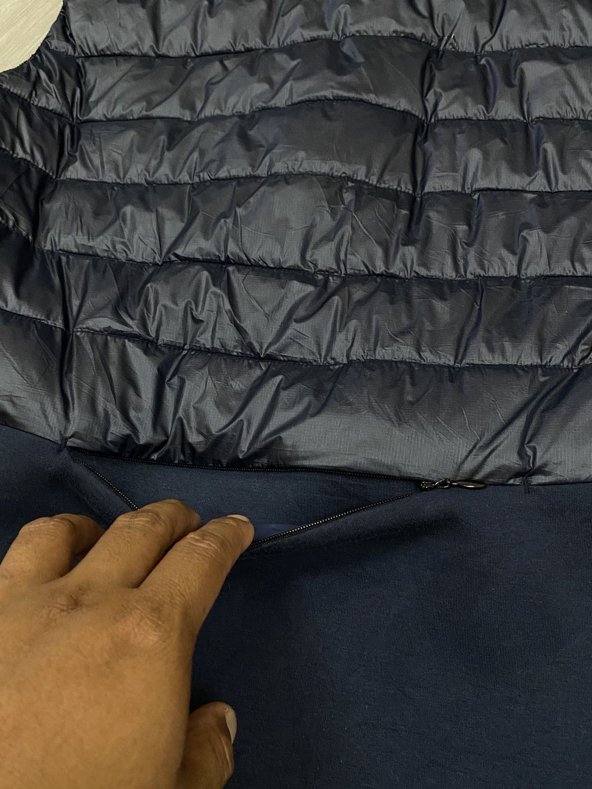 Canterbury of New Zealand Canterbury Quilted Hybrid Puffer Vest Navy Blue | Outdoor Size US M / EU 48-50 / 2 - 6 Thumbnail