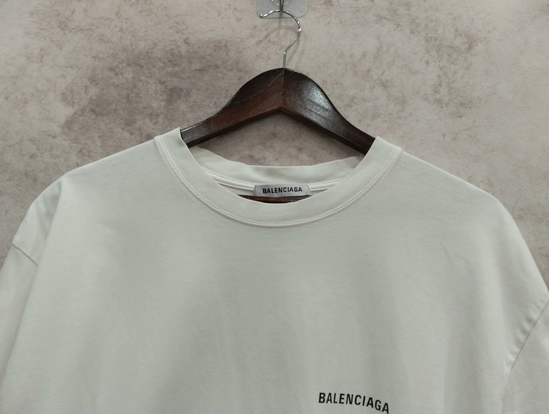 Balenciaga Balenciaga White Short Sleeve T-Shirt S Size Size US S / EU 44-46 / 1 - 5 Thumbnail