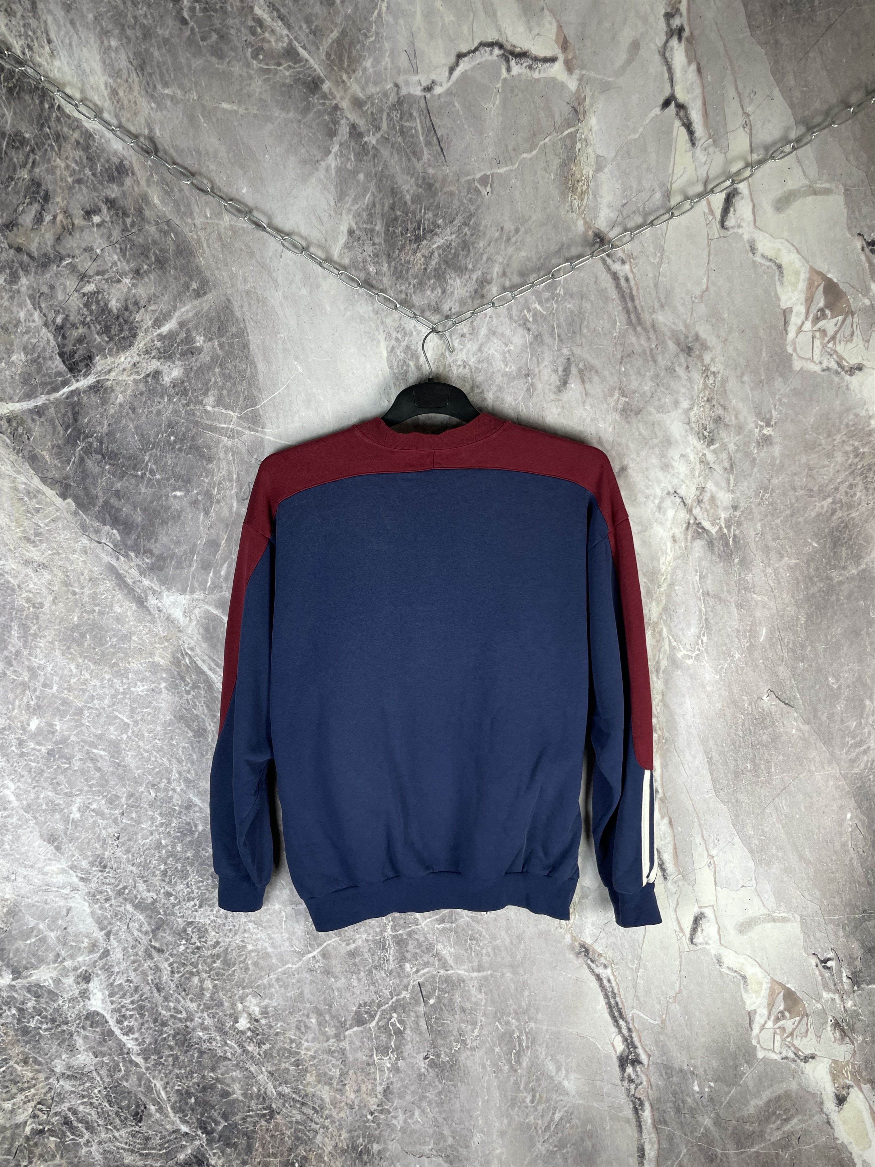 Adidas VINTAGE ADIDAS SWEATSHIRT 90s Size US M / EU 48-50 / 2 - 8 Thumbnail