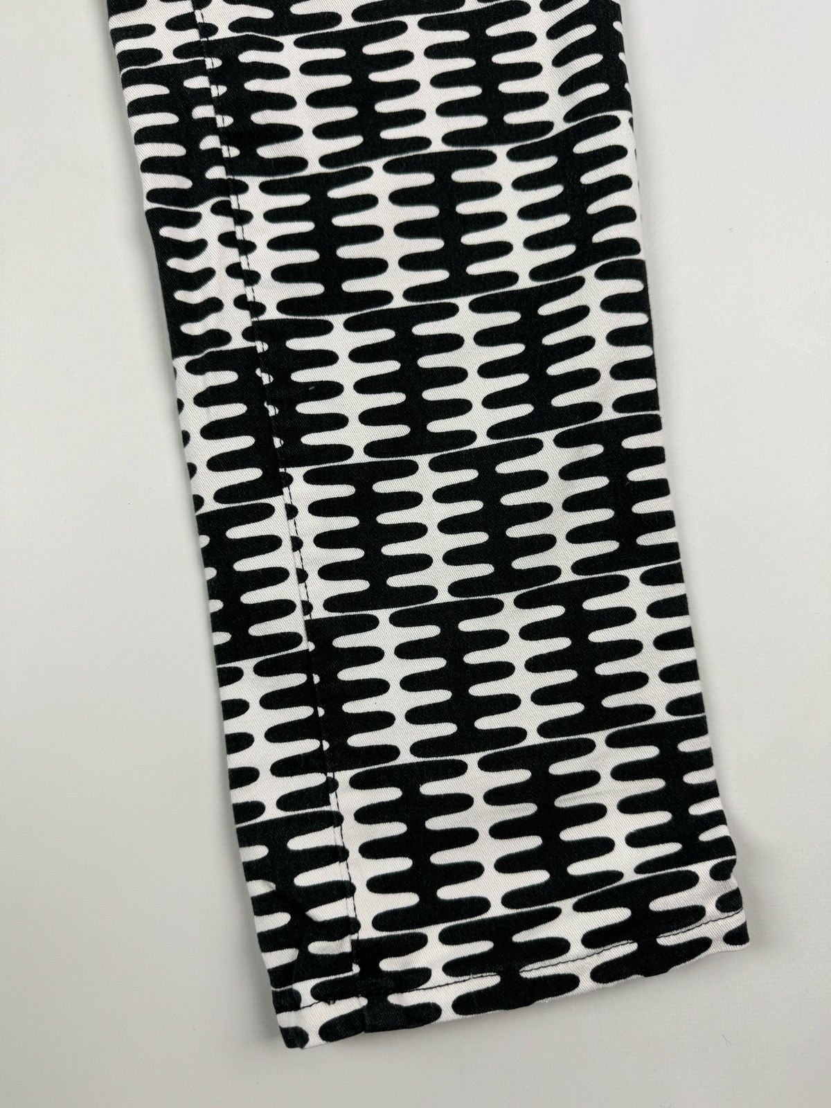 Other 1990’s Vintage Versace Jeans Couture Abstract Pattern Pants Size 26" / US 2 / IT 38 - 3 Thumbnail
