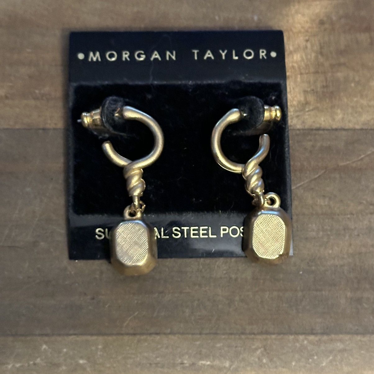 Other Morgan Taylor twisted hoop dangle stone earrings Size ONE SIZE - 2 Thumbnail